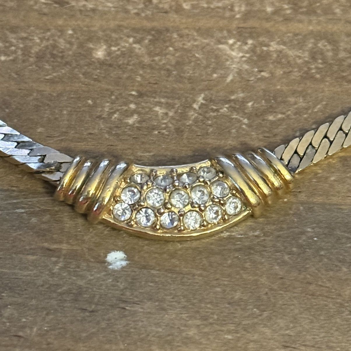 Vintage Vintage Avon rhinestone gold tone herringbone necklace Size ONE SIZE - 3 Thumbnail