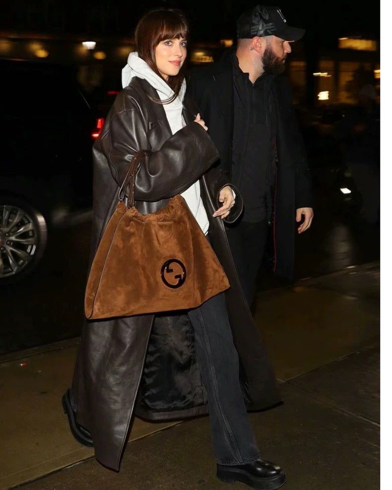 Loewe Loewe size M FW23 sheepskin pleated coat Size L / US 10 / IT 46 - 8 Thumbnail