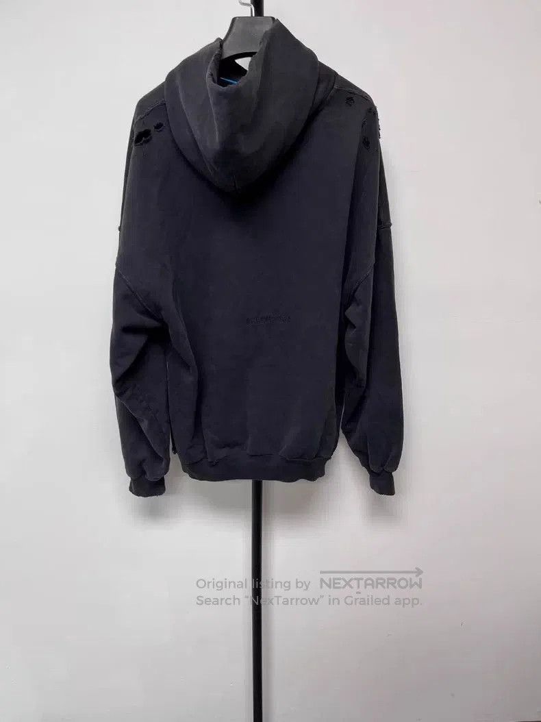 Balenciaga Balenciaga Printed Hoodie Long Sleeve. Size US XS / EU 42 / 0 - 2 Thumbnail
