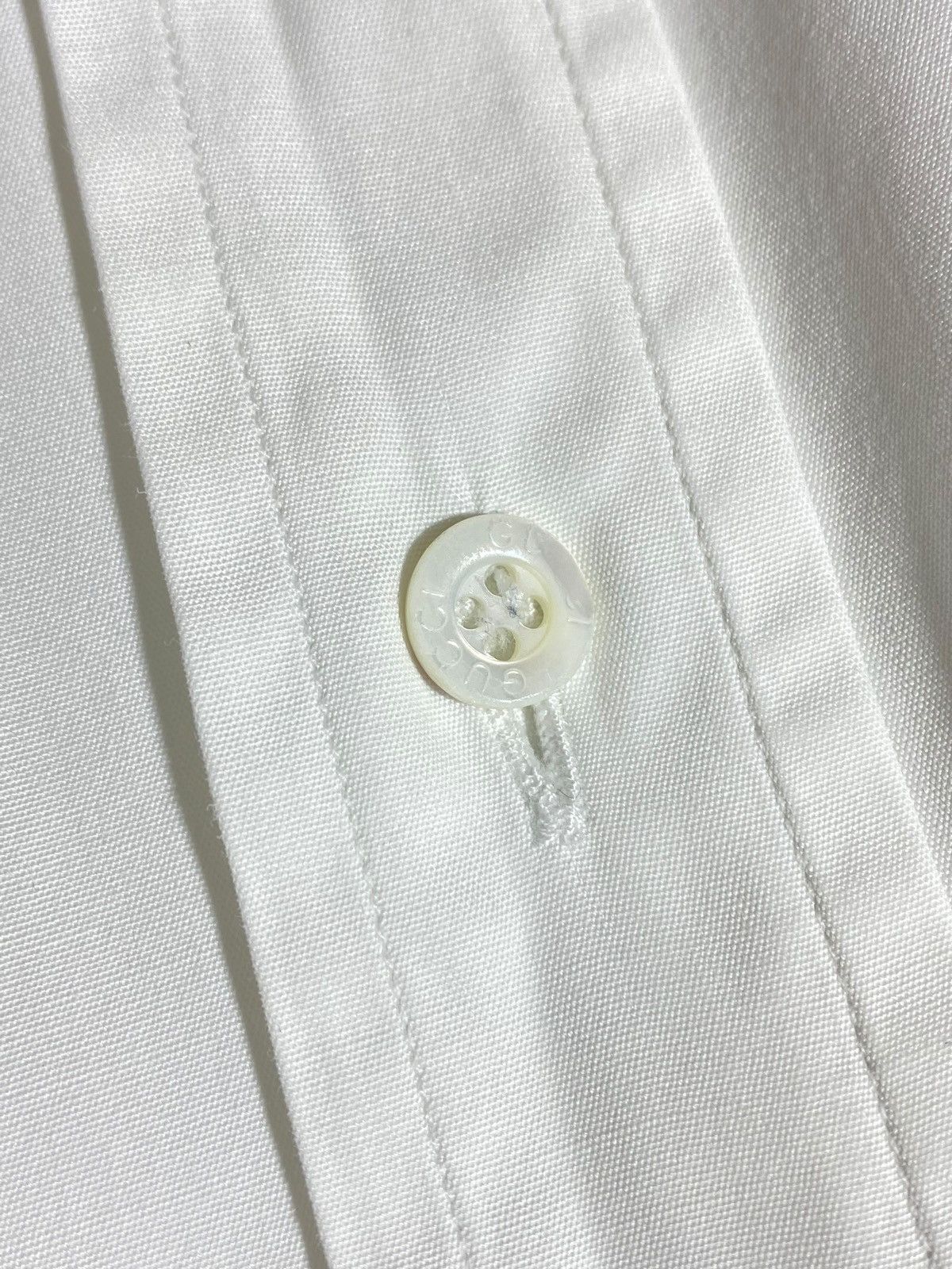 Gucci Vintage Gucci White Button Up Dress Shirt Rare Size US M / EU 48-50 / 2 - 12 Thumbnail