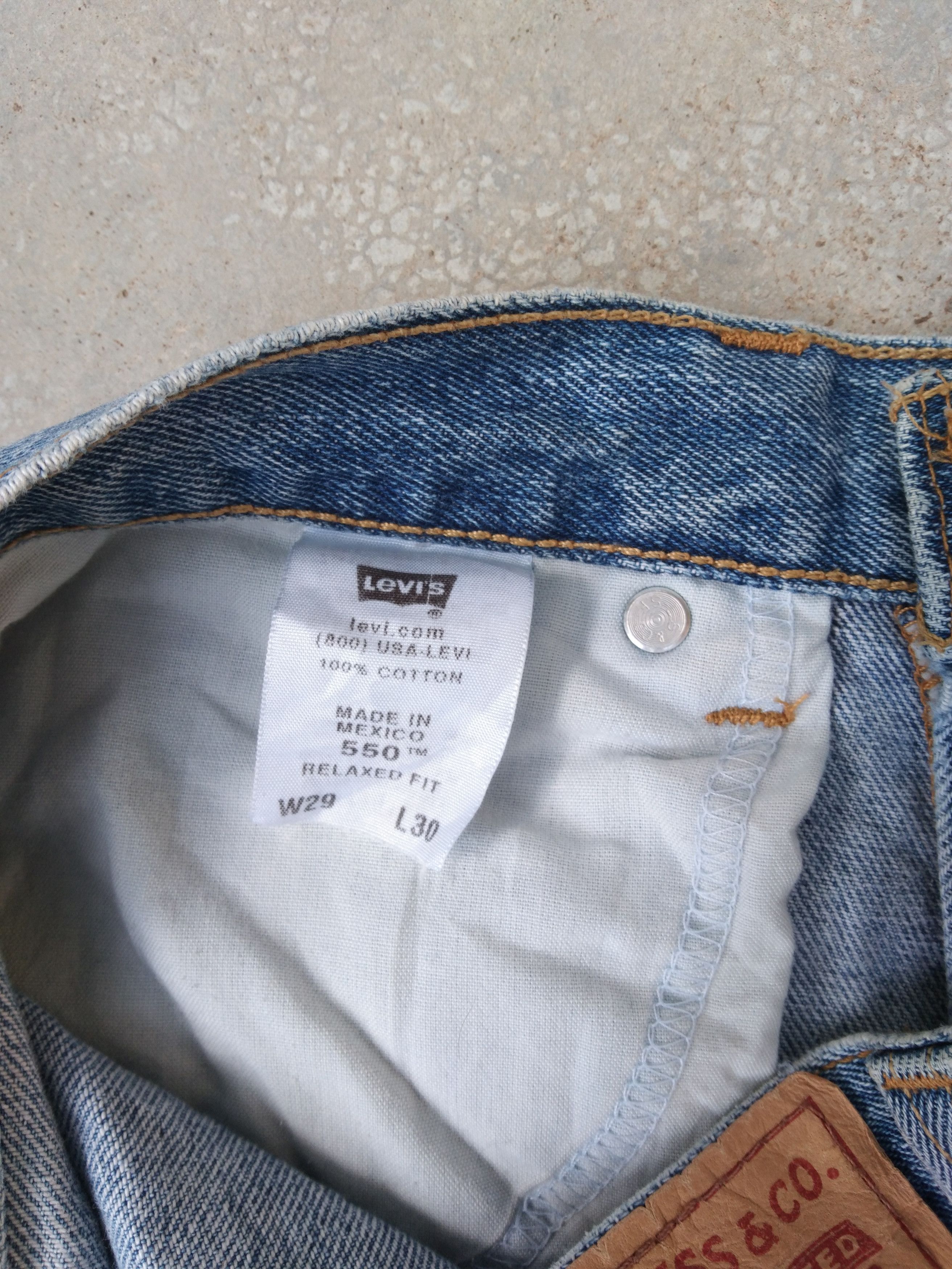 Levi's Vintage Levi's Jeans 550 Blue Washed Relaxed Fit 29x30 Size US 29 - 8 Thumbnail