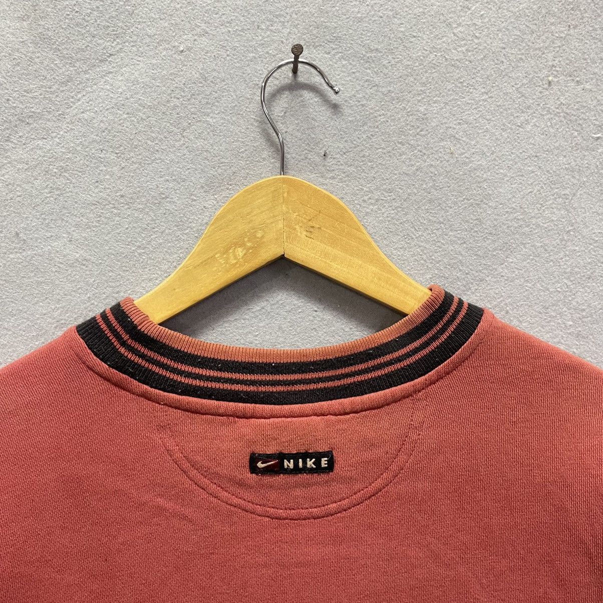 Nike Vintage Nike Big Swoosh Sweatshirt Made in Singapore Size US L / EU 52-54 / 3 - 7 Thumbnail