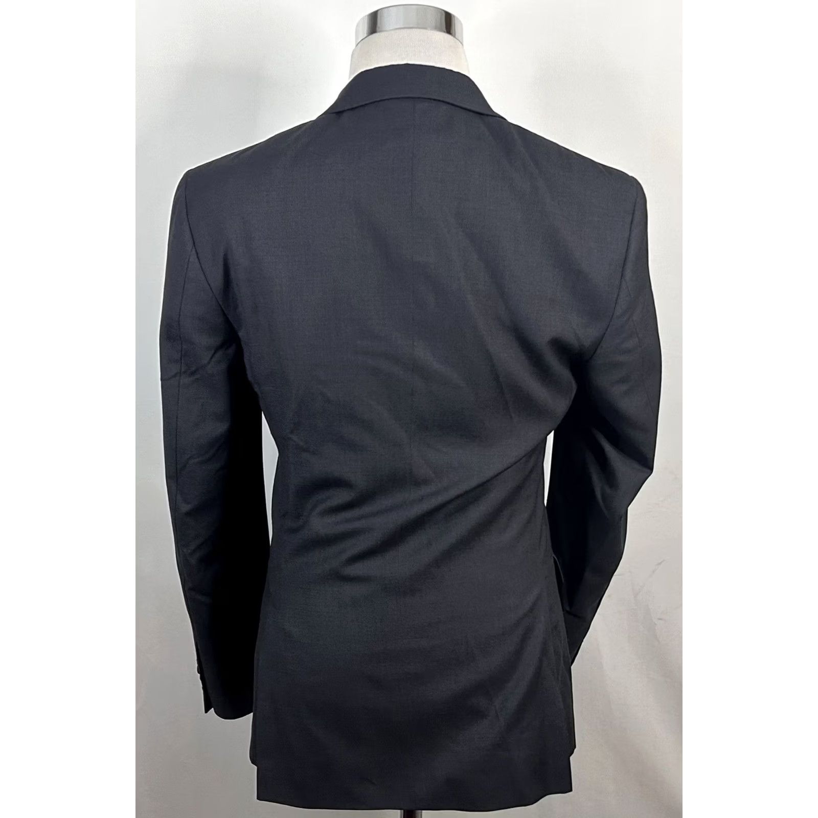Jos. A. Bank Jos. A. Bank 36R Slim Fit Sport Coat Wool Gray Knit Two-Button Double-Vented Men’s Size US XS / EU 42 / 0 - 6 Thumbnail