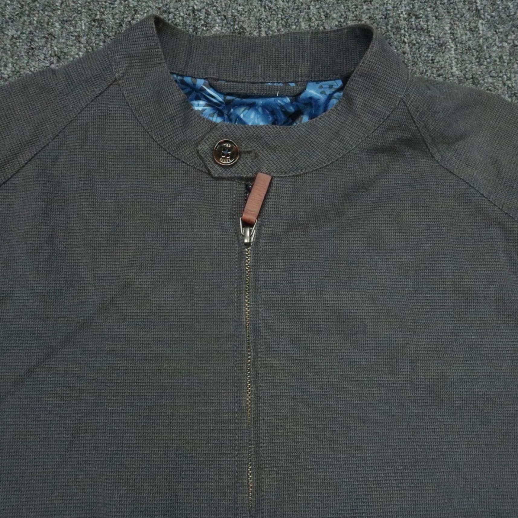 Ted Baker Ted Baker Jacket Mens Large Gray Kinver Full Zip Bomber Pockets Quiet Luxury Size US L / EU 52-54 / 3 - 2 Thumbnail