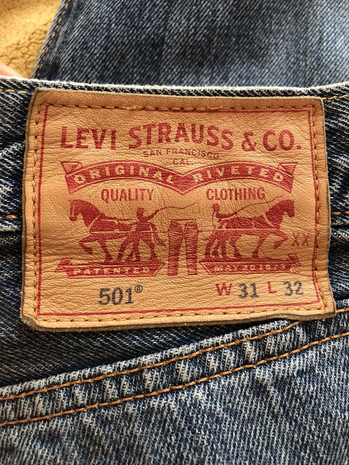 Levi's LEVI’S STRAUSS 501 CLASSIC VINTAGE DENIM JEANS PANTS Size US 31 - 3 Thumbnail