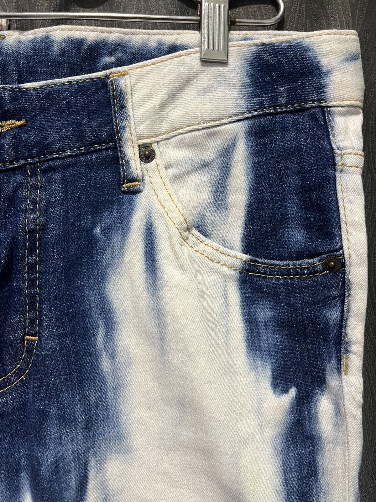 Dsquared2 DSquared2 Bleached Low Rise Skinny Jeans Size 28" / US 6 / IT 42 - 6 Thumbnail