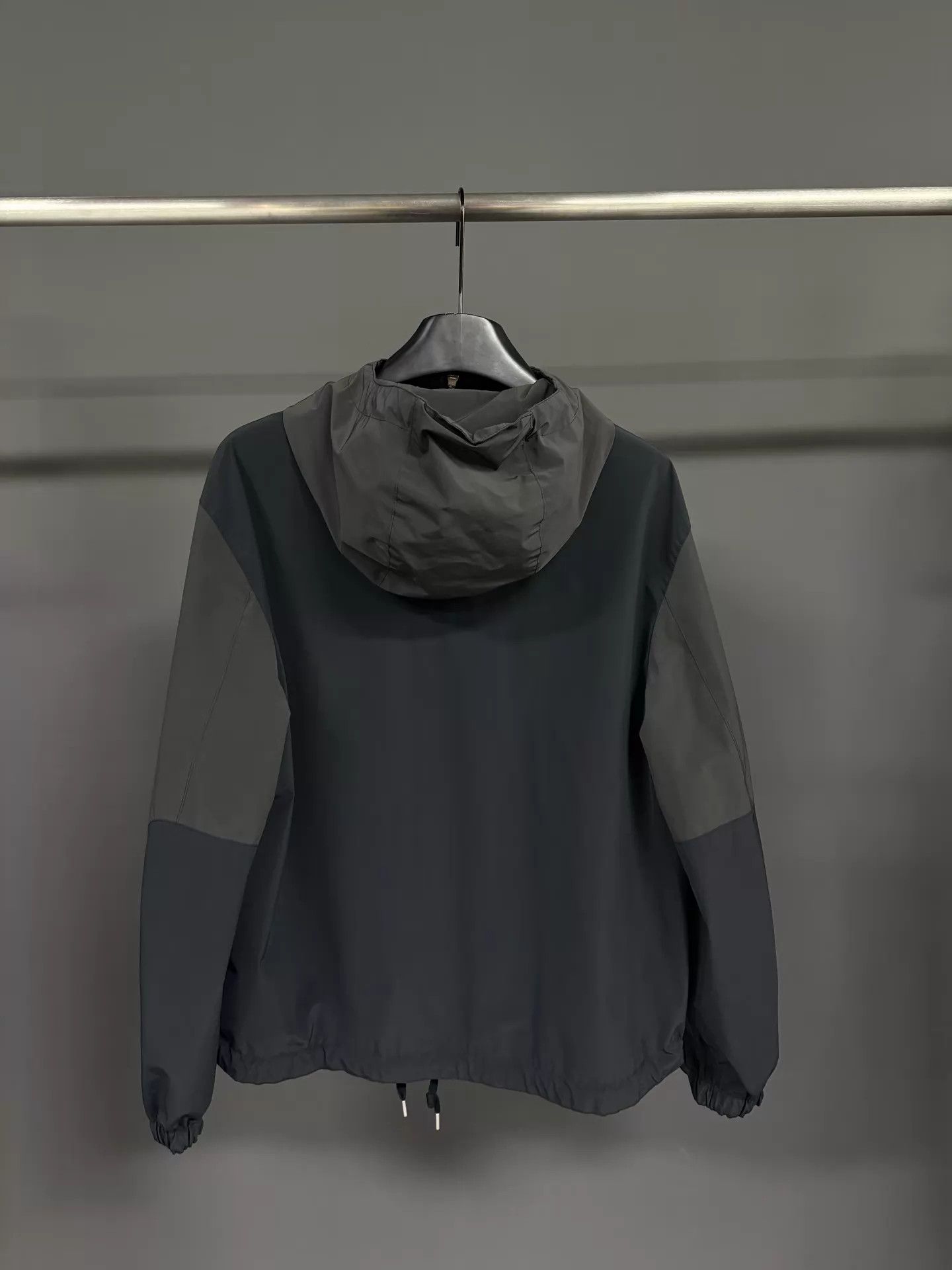 Hermes Hermes Men's Techwear Hooded Jacket 50 99New Detach Pocket Size US M / EU 48-50 / 2 - 2 Thumbnail