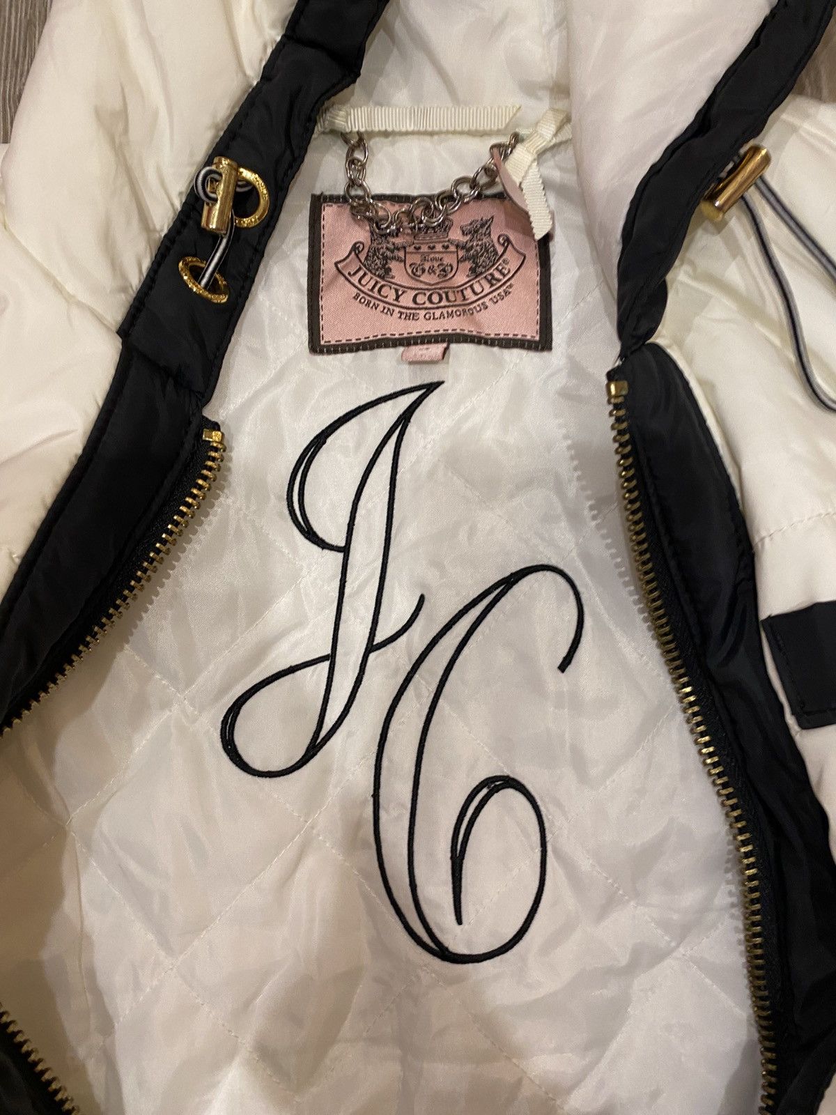 Juicy Couture Juicy couture puffer vest Size S / US 4 / IT 40 - 2 Thumbnail