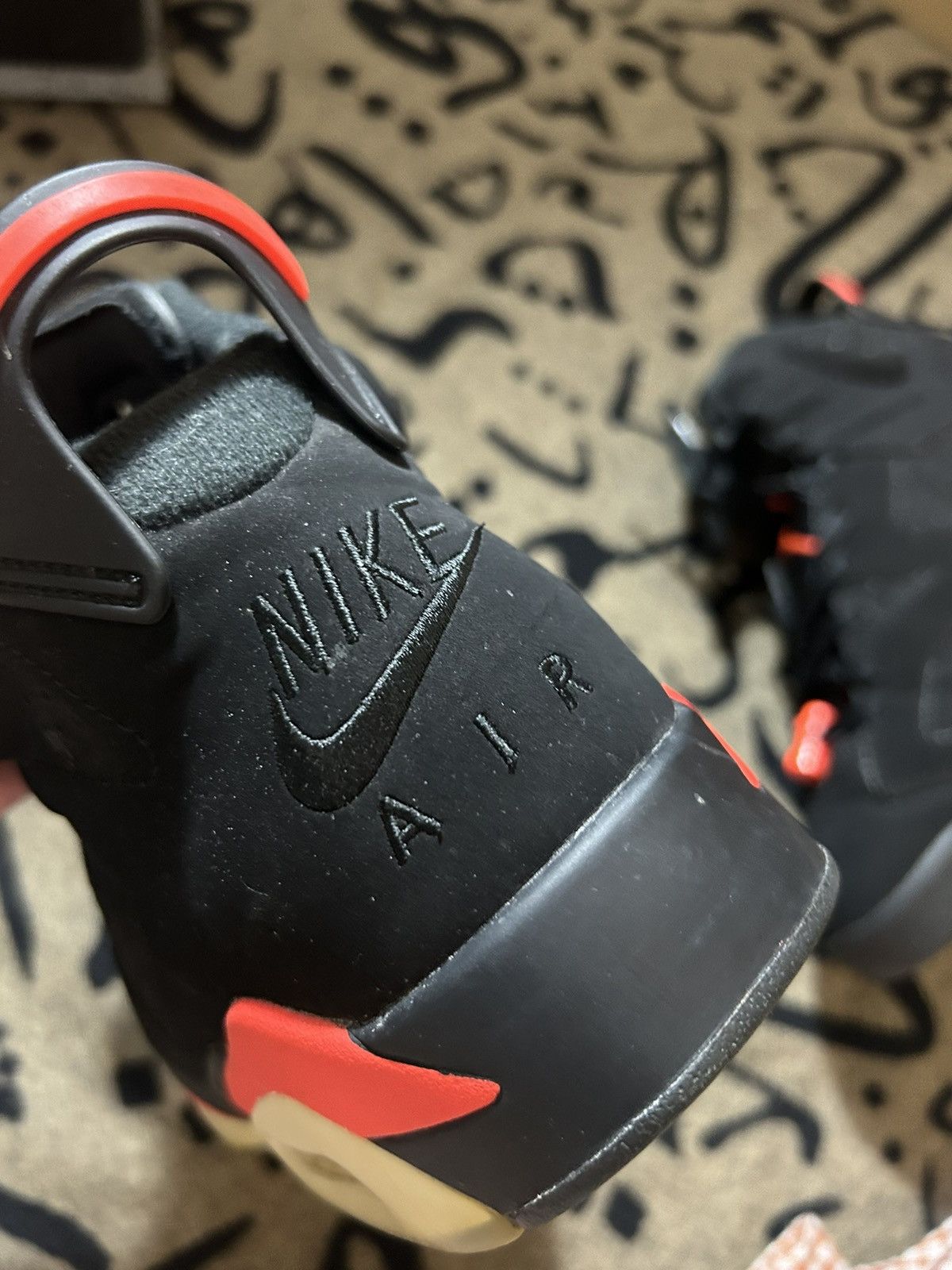 Jordan Brand × Nike 2019 Infared Jordan vi 6 Size US 9 / EU 42 - 12 Thumbnail