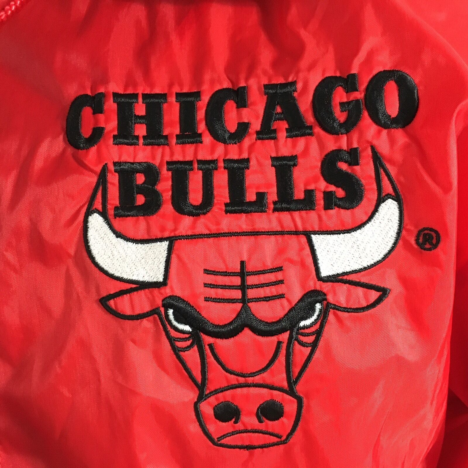 Other Vtg Chicago BULLS Nylon 90's NBA HOODIE Basketball Jacket Size US L / EU 52-54 / 3 - 3 Thumbnail