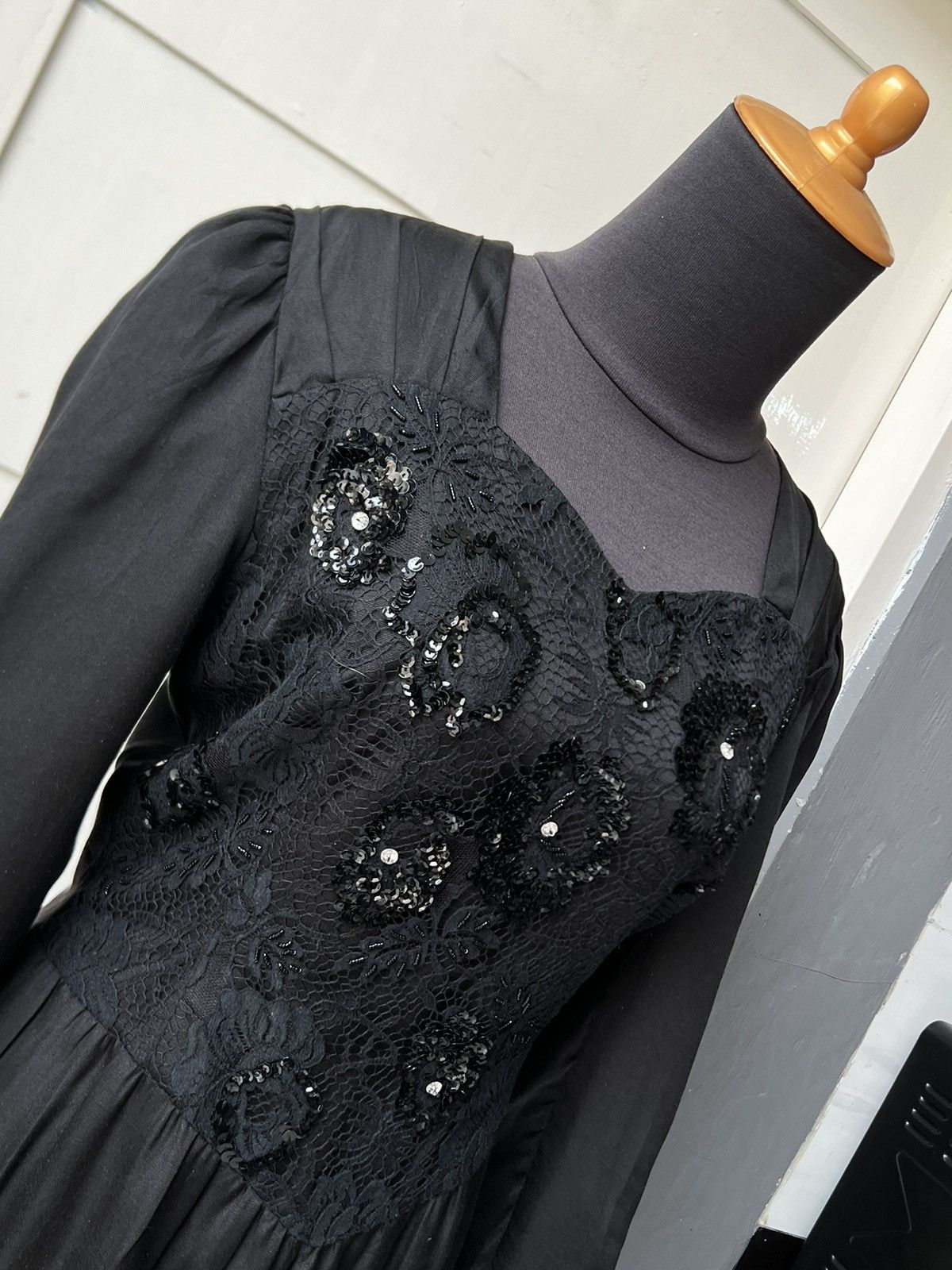 Givenchy GIVENCHY Hi Formal Dress Size XS / US 0-2 / IT 36-38 - 4 Thumbnail