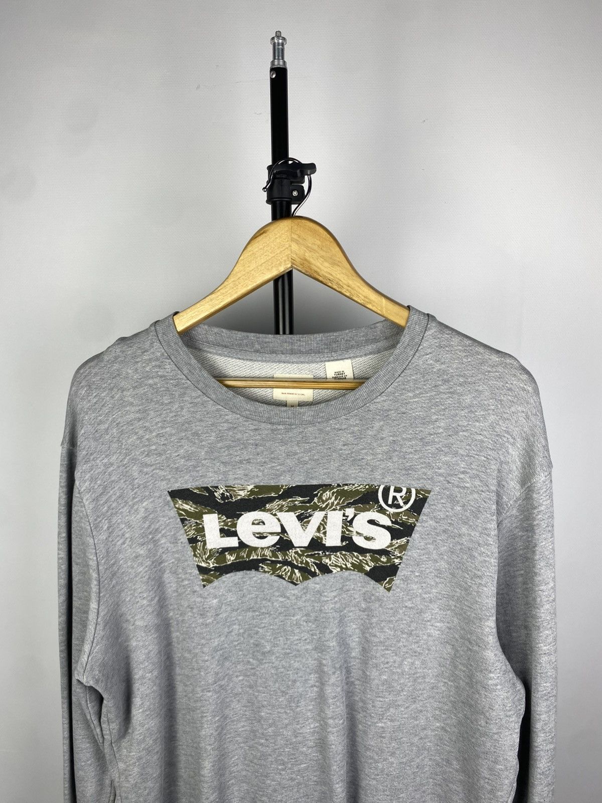 Levi's × Vintage Vintage 90s Levi’s Sweatshirt USA Big Camo Logo Size US M / EU 48-50 / 2 - 2 Thumbnail