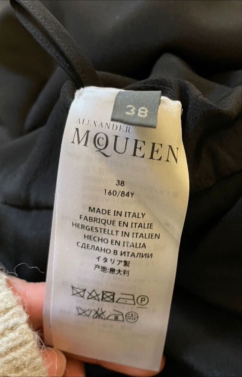 Alexander McQueen Alexander McQUEEN size 38 Dress Nextarrow-2505 Size XS / US 0-2 / IT 36-38 - 3 Thumbnail