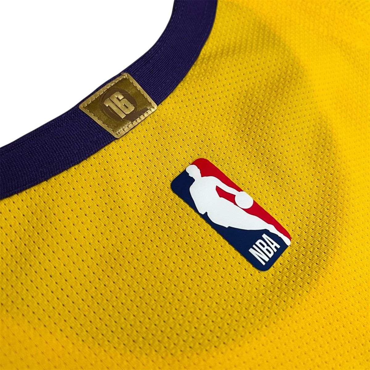 Nike 2020 Authentic Anthony Davis Los Angeles Lakers Jersey Size US M / EU 48-50 / 2 - 10 Thumbnail