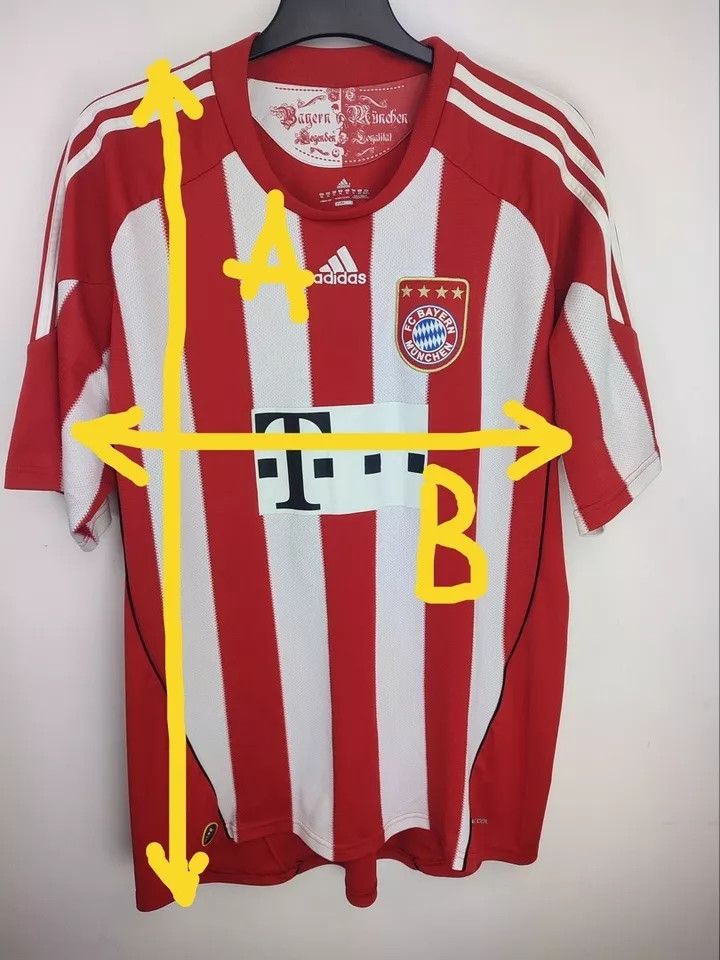 Adidas FC Bayern Munich 2010-11 home FOOTBALL Kit SHIRT SOCCER Size US XL / EU 56 / 4 - 9 Thumbnail