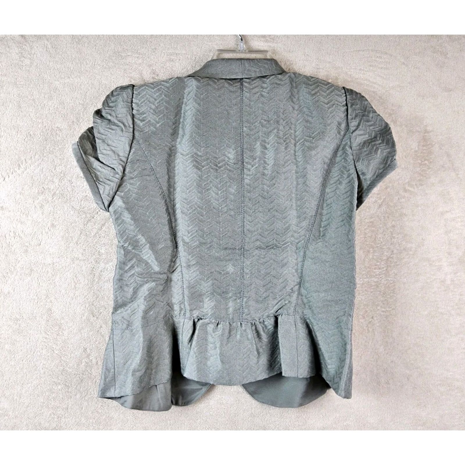 Armani Armani Collezioni Blouse Women's Short Sleeve Two Button Top Size 40 Gray Size S / US 4 / IT 40 - 2 Thumbnail