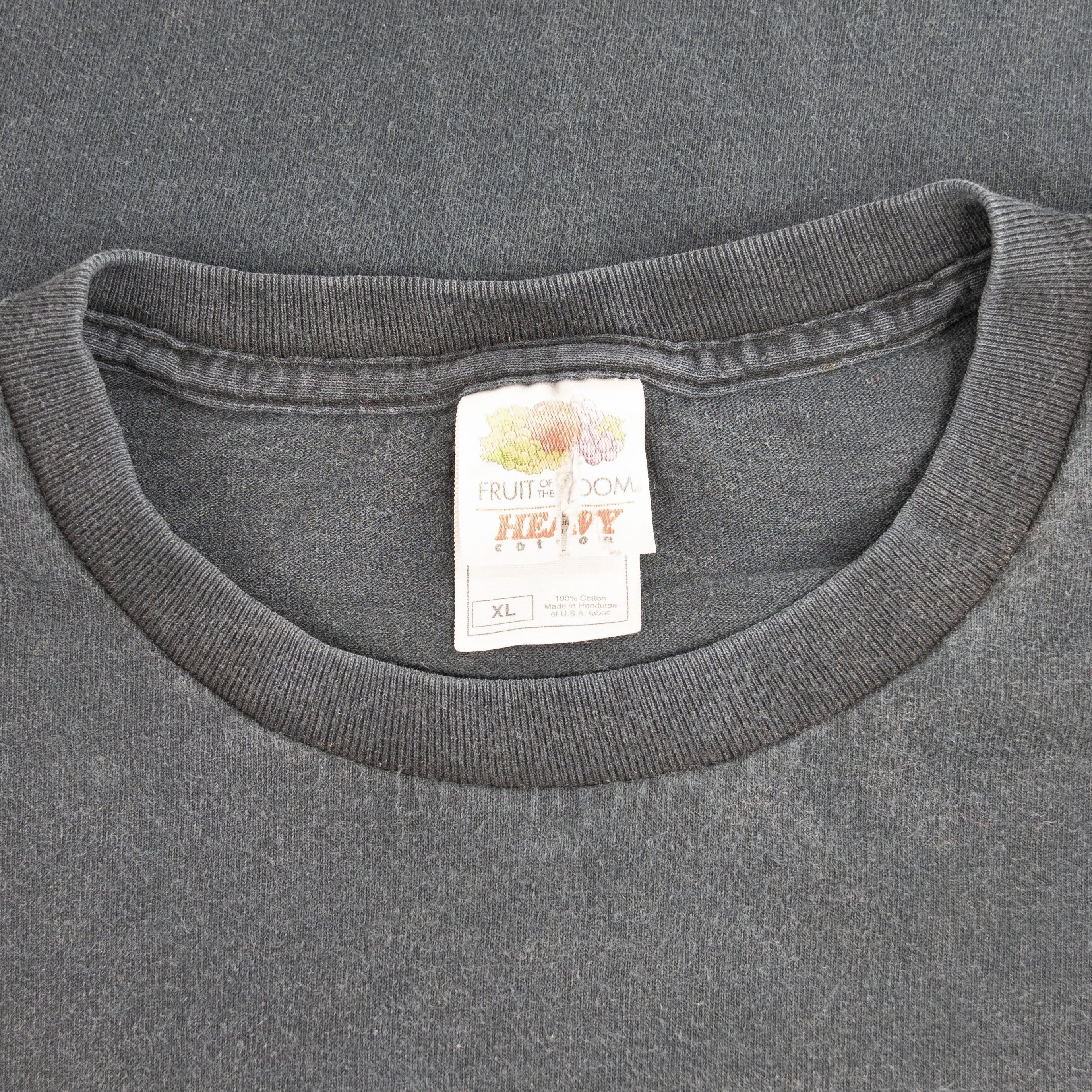 Vintage Vintage 2000's The Hotel Alcatraz Tee Shirt Faded Size US XL / EU 56 / 4 - 3 Thumbnail