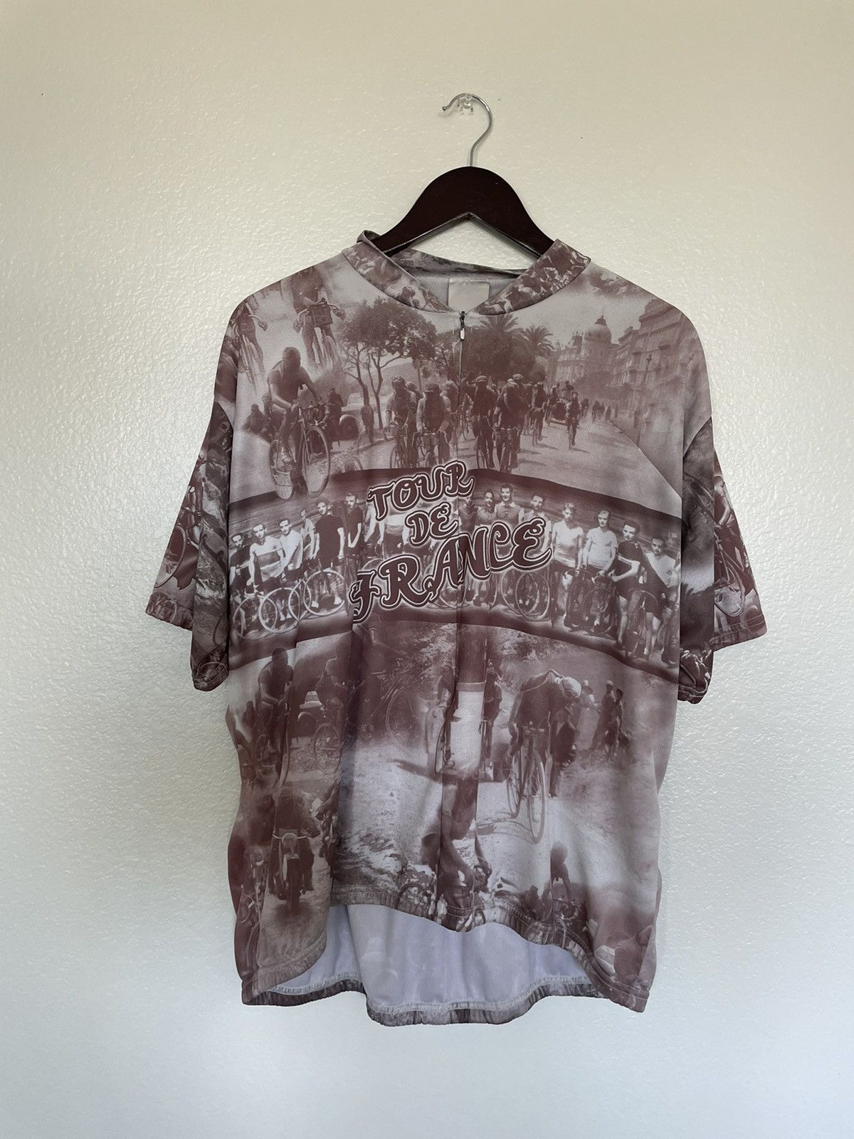 Vintage 90s tour de france aop bike tee