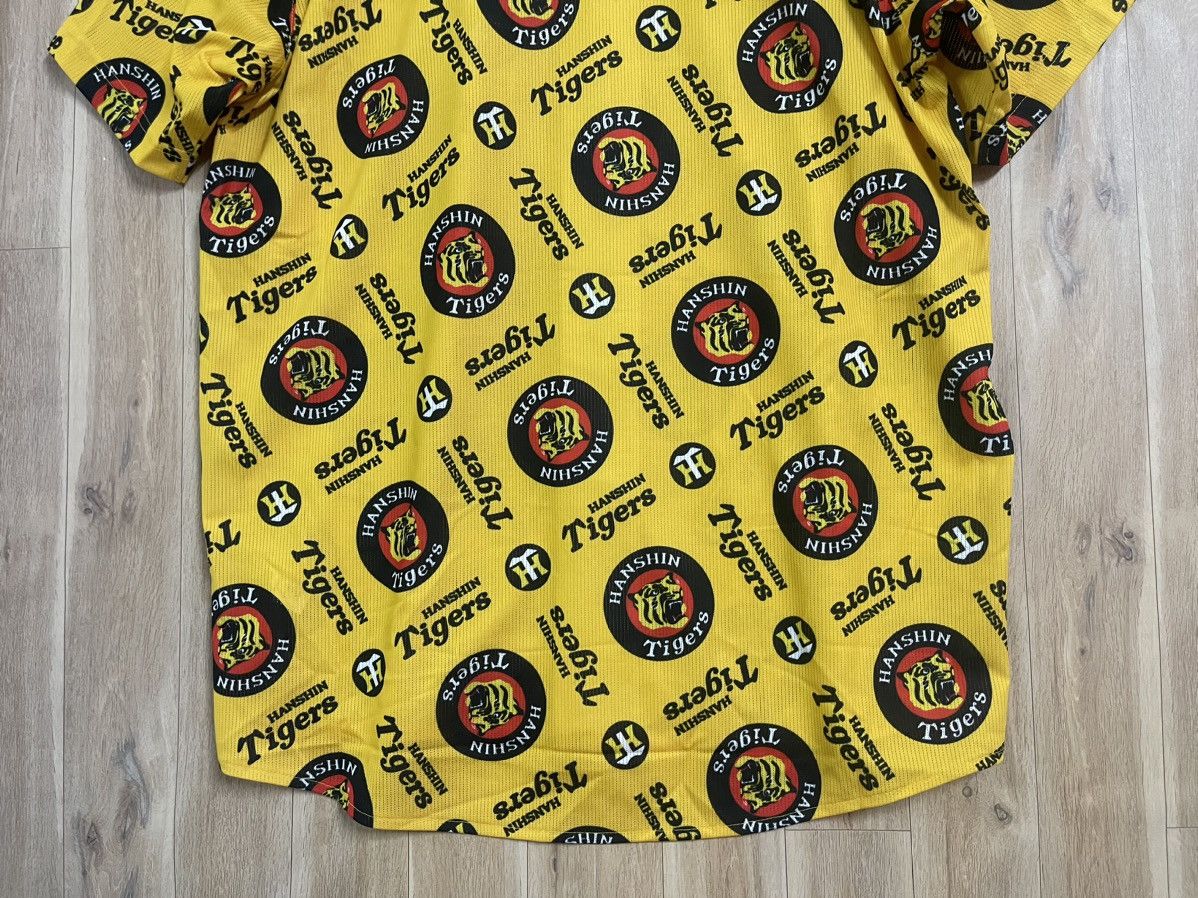 Japanese Brand × Mizuno Steal 🔥 Vintage Hanshin Tigers Baseball Jersey AOP L Size US L / EU 52-54 / 3 - 12 Thumbnail
