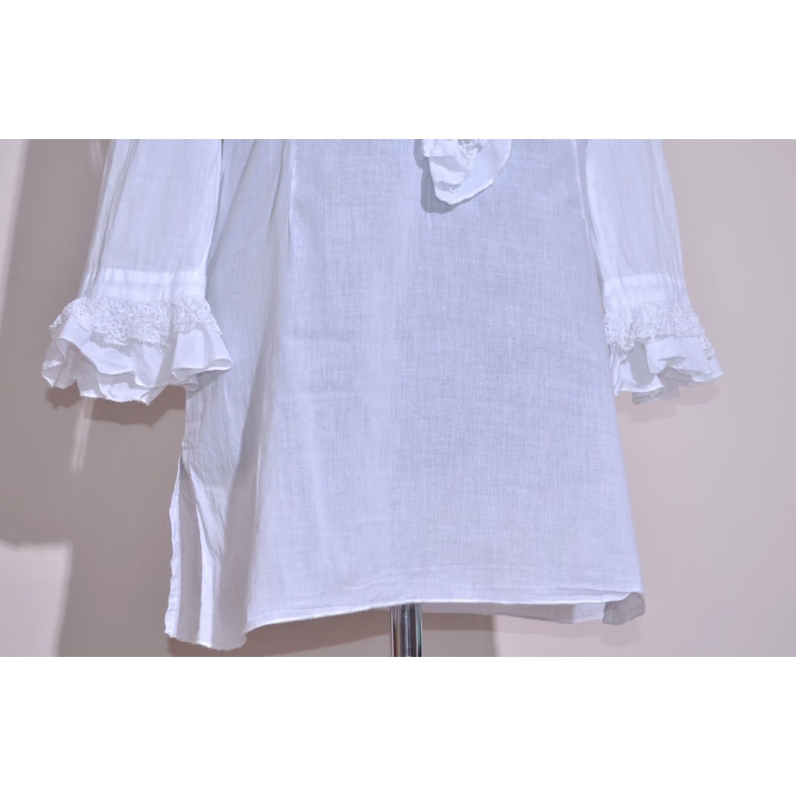Vintage Elisa Cavaletti Blouse Shirt Women White Cotton Lace Tunic Ruffle Boho Size S Size S / US 4 / IT 40 - 3 Thumbnail