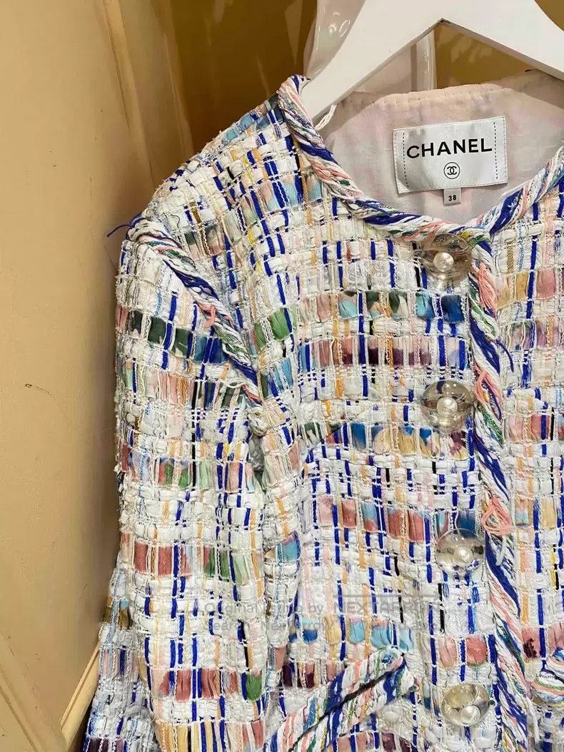 Chanel Chanel 18p waterfall mosaic tweed acrylic buckle jacket Size XS / US 0-2 / IT 36-38 - 4 Thumbnail