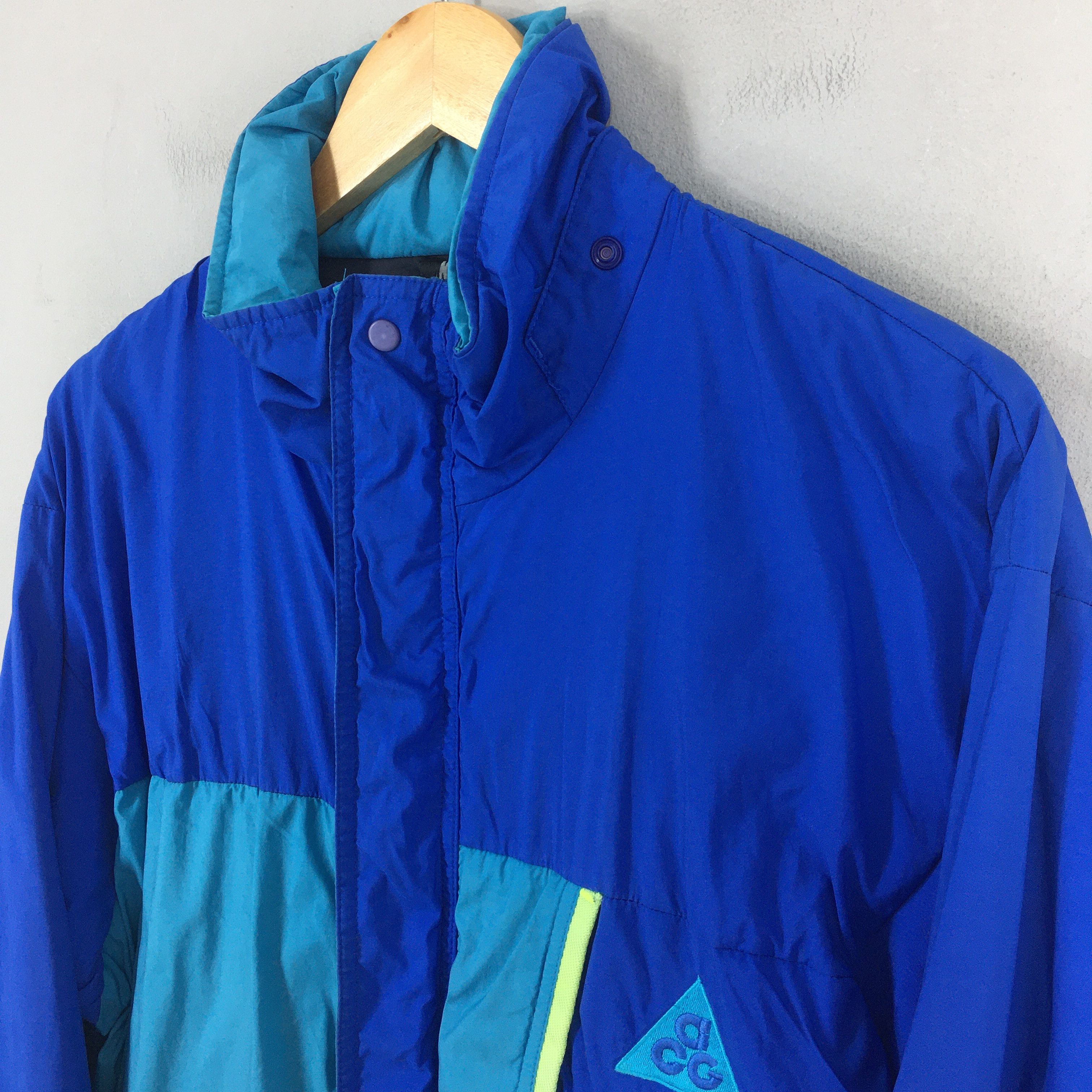 Nike ACG Vintage 90's Nike Acg Windbreaker Jacket Small Size US S / EU 44-46 / 1 - 3 Thumbnail