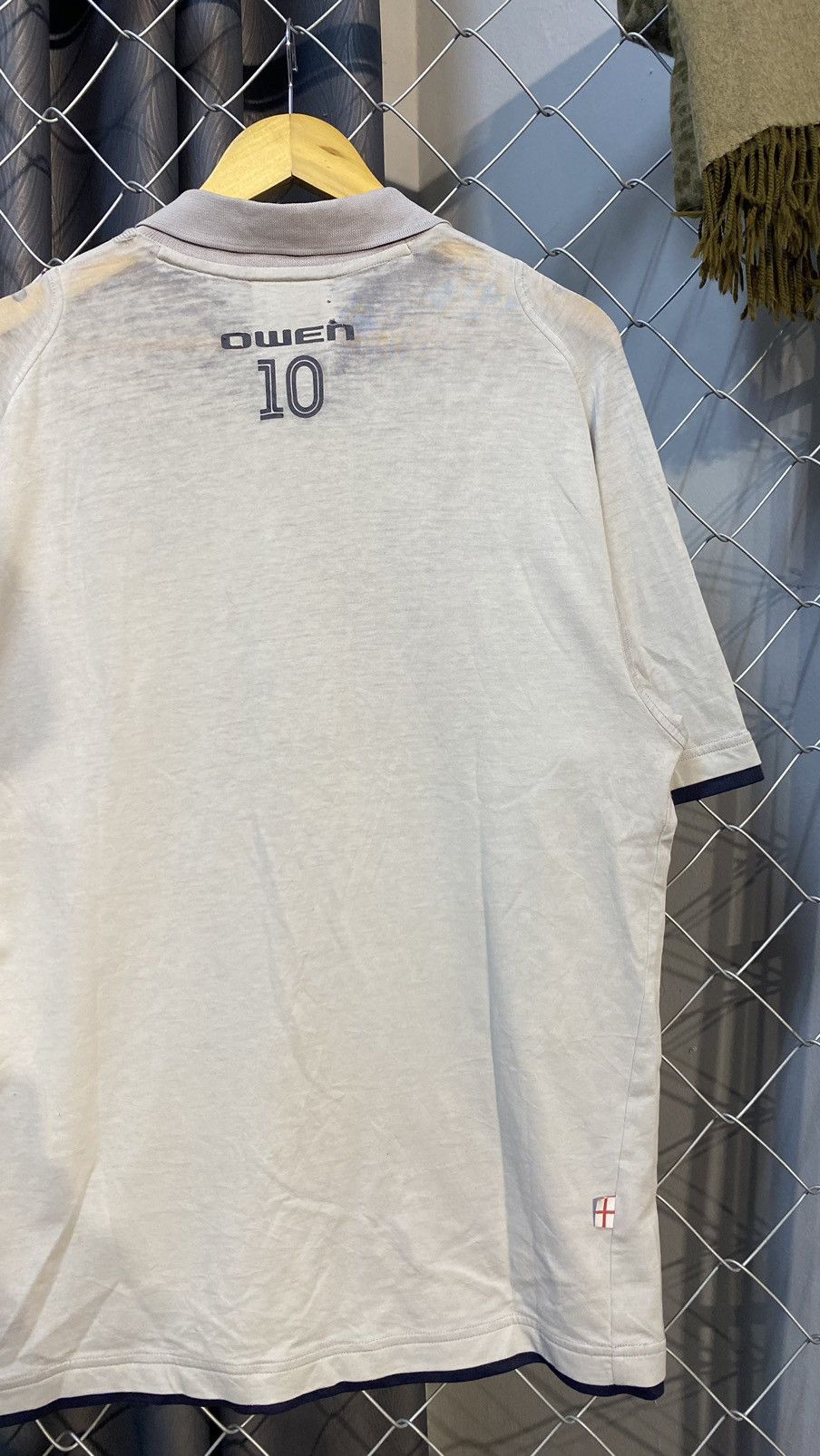 Umbro × Vintage DISTRESS VINTAGE UMBRO ENGLAND MICHAEL OWEN POLO Size US L / EU 52-54 / 3 - 11 Thumbnail