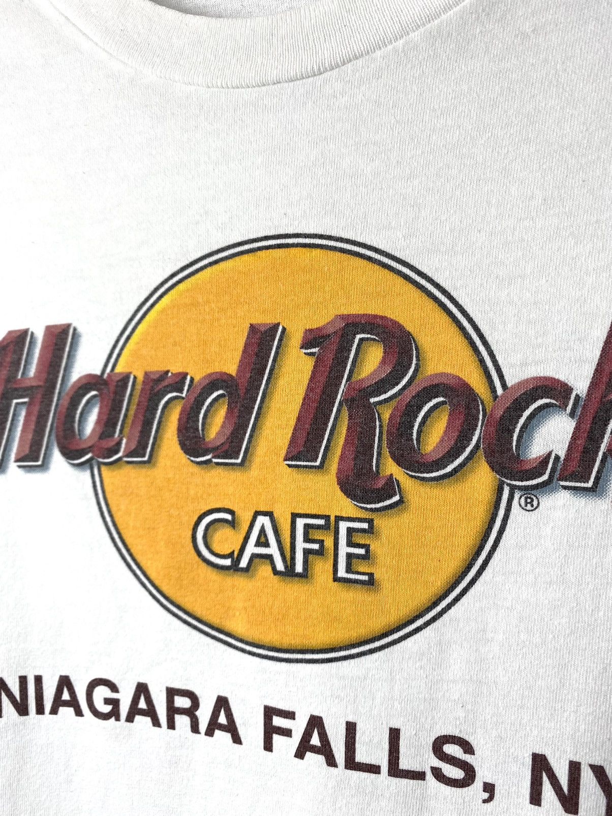 Hard Rock Cafe Vintage 80-90’s Hard Rock Cafe Niagara Falls NY TShirt Size US M / EU 48-50 / 2 - 3 Thumbnail