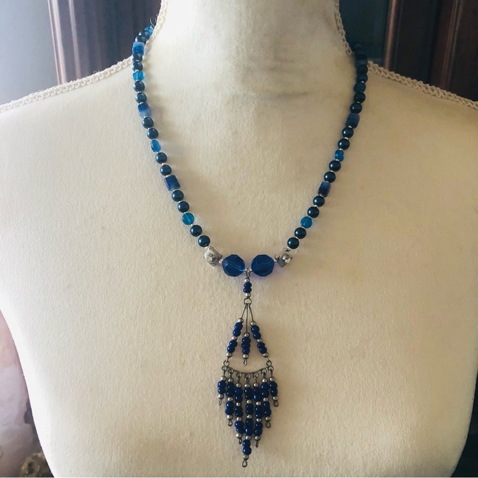 Handmade Handcrafted repurpose royal blue seed bead Pearl necklace Size ONE SIZE - 2 Thumbnail
