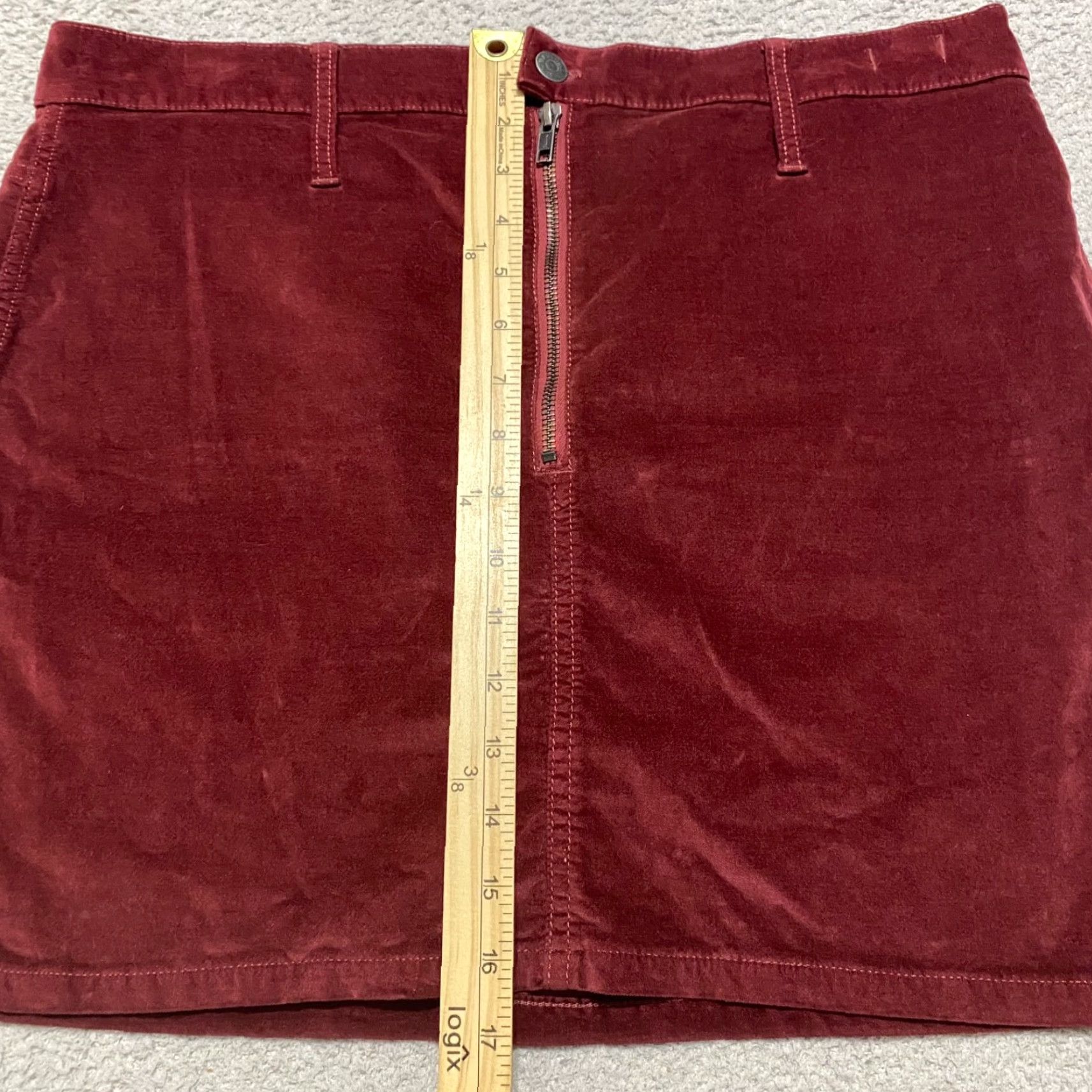 Madewell Madewell Skirt Womens 31 Burgundy Red Velvet Mini Stretch Pockets Zip Front Casual Party/Cocktail Travel Womens Size 24" / US 00 / IT 34 - 5 Thumbnail