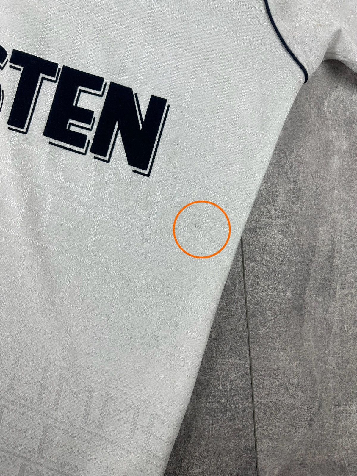 Hummel Hummel Tottenham Hotspur Retro 1989/91 Soccer Jersey Size US S / EU 44-46 / 1 - 6 Thumbnail