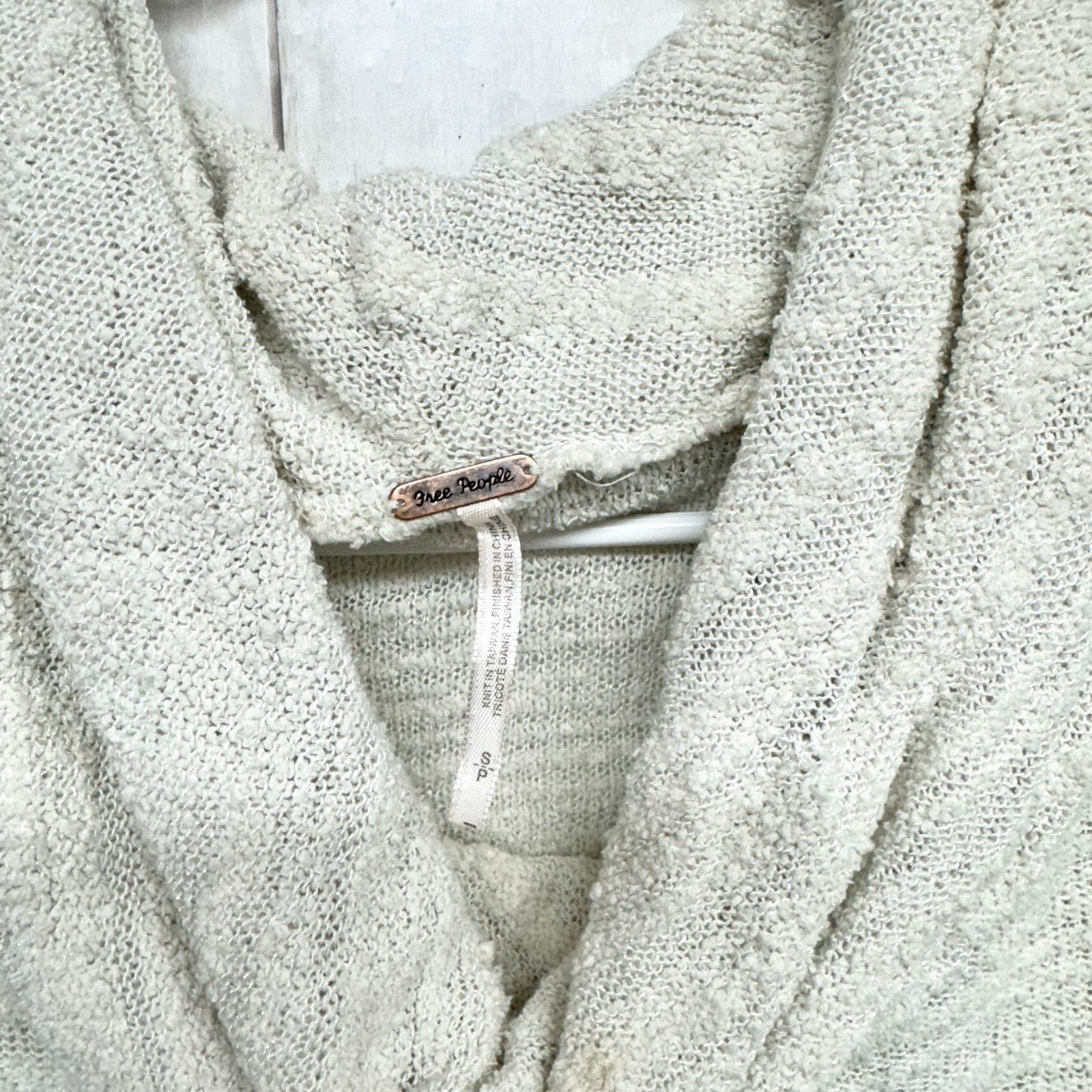 Free People Free People Sweater Size Small Cowl Neck Long Sleeve Blouse Size S / US 4 / IT 40 - 2 Thumbnail