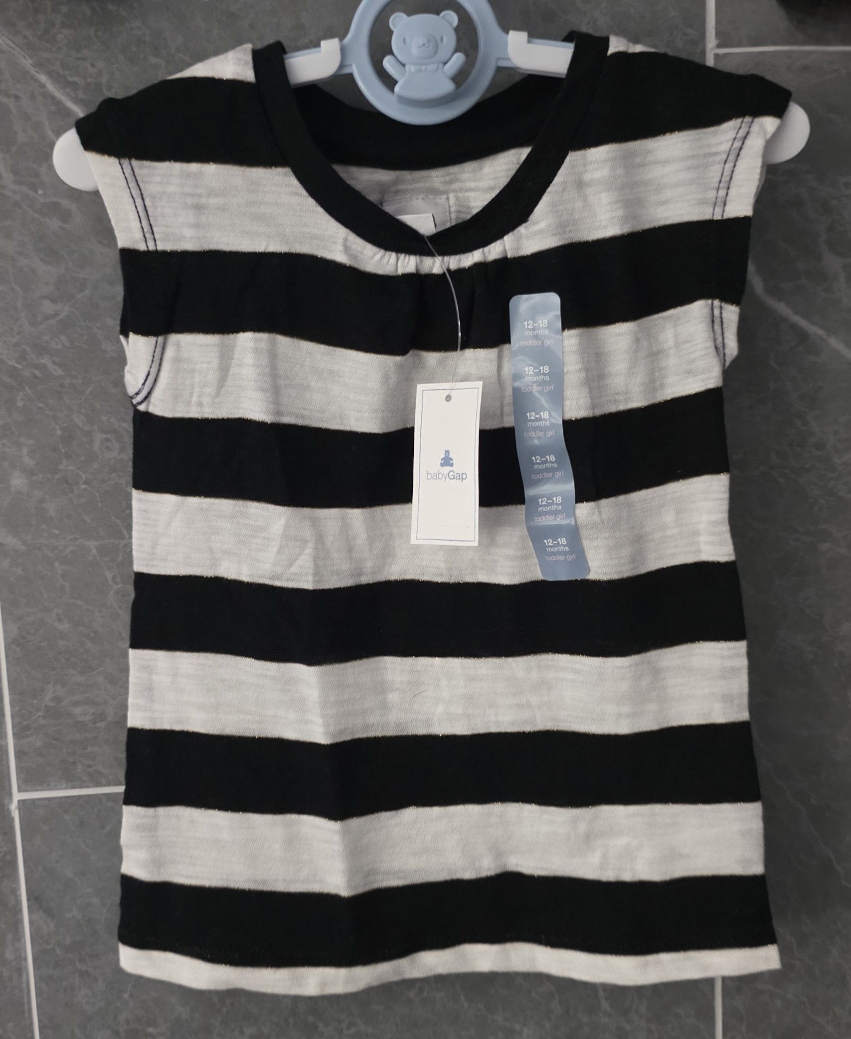 Gap NWT Baby GAP Girl's Black White Gold Stripe Tank 12-18 Mo Size ONE SIZE - 1 Thumbnail