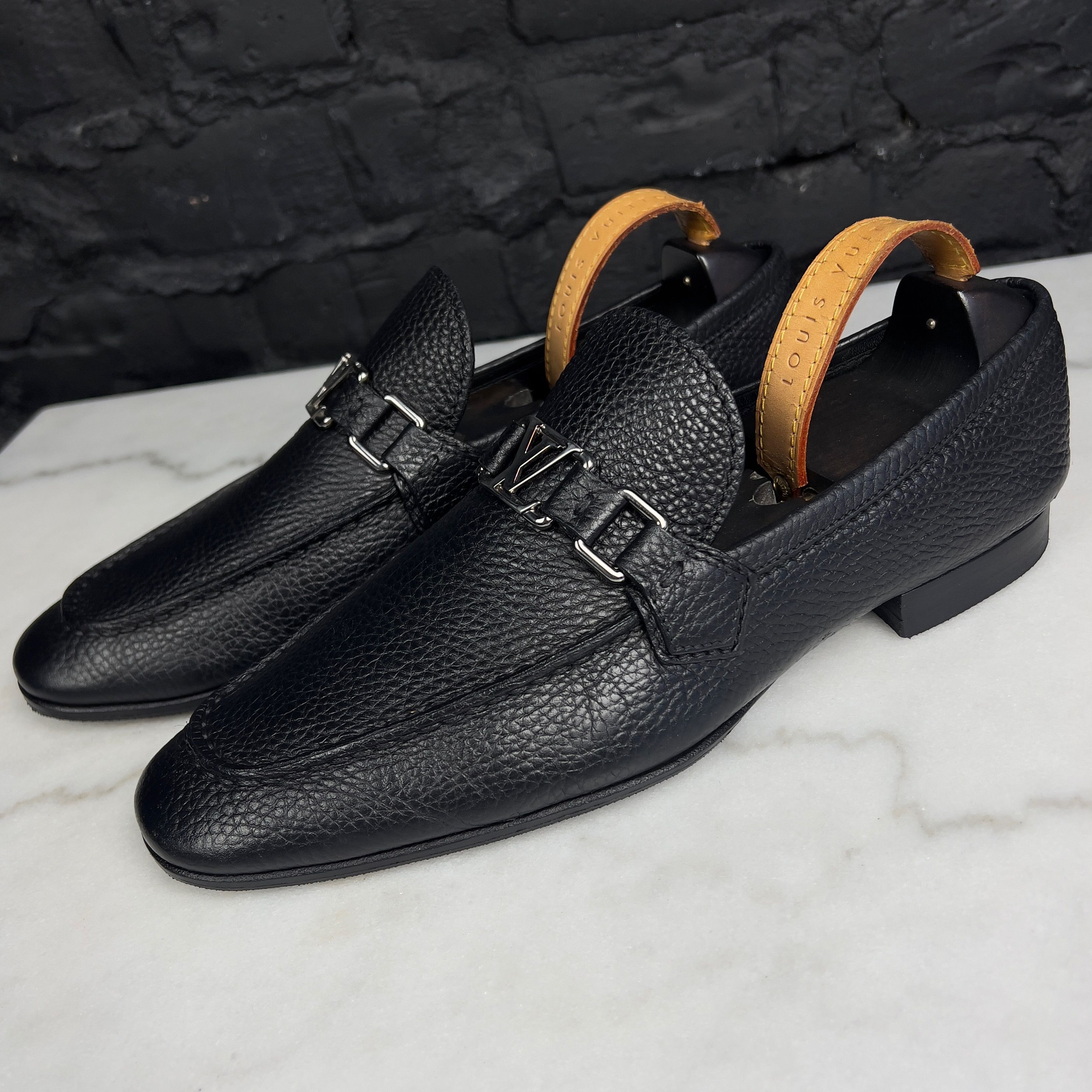 Louis Vuitton Lexington loafers grain leather 8.5 LV | Grailed