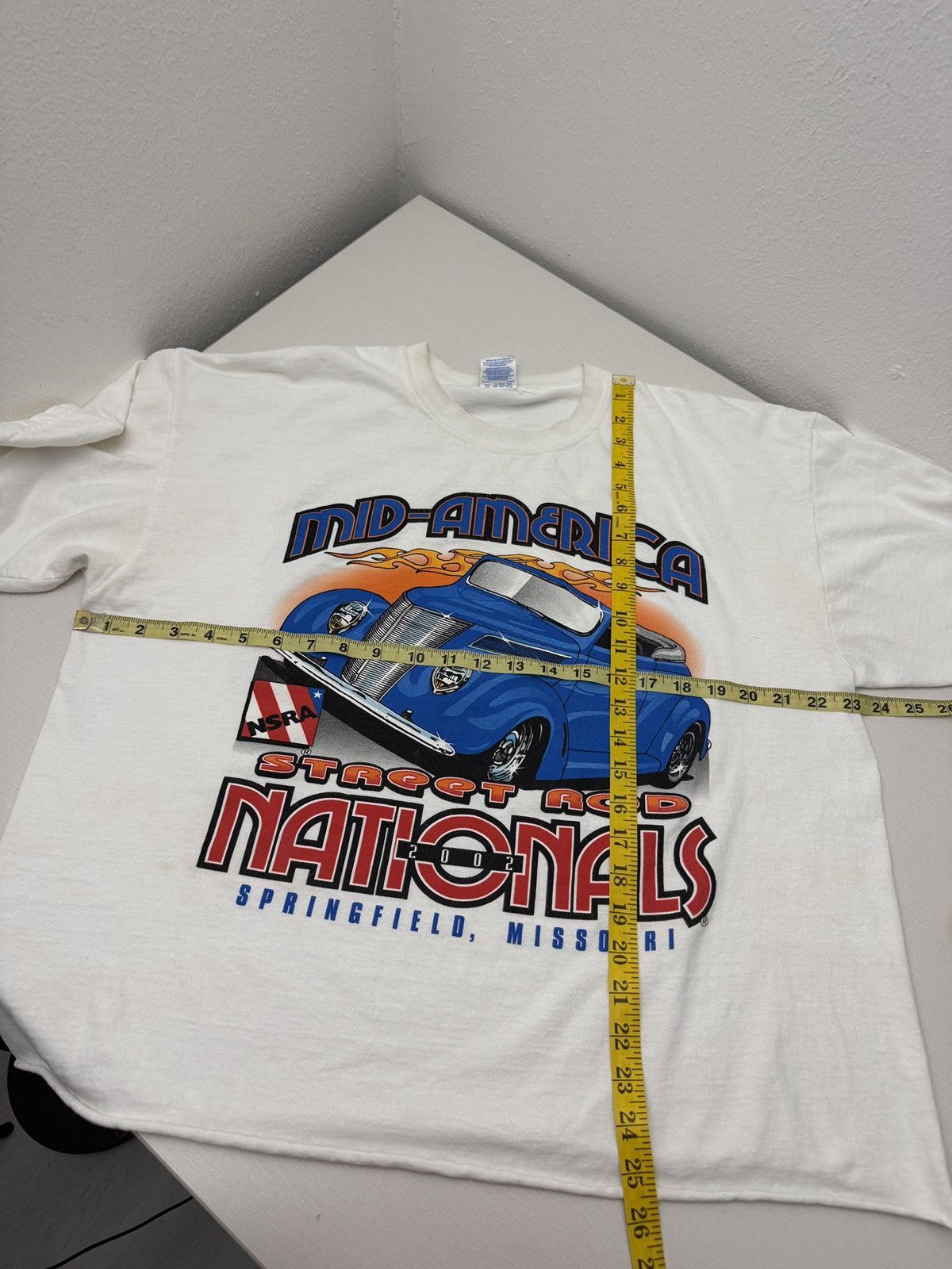 Gildan 2002 Street Rod Nationals Car Show NSRA Cropped Tshirt XL Size US XL / EU 56 / 4 - 6 Thumbnail
