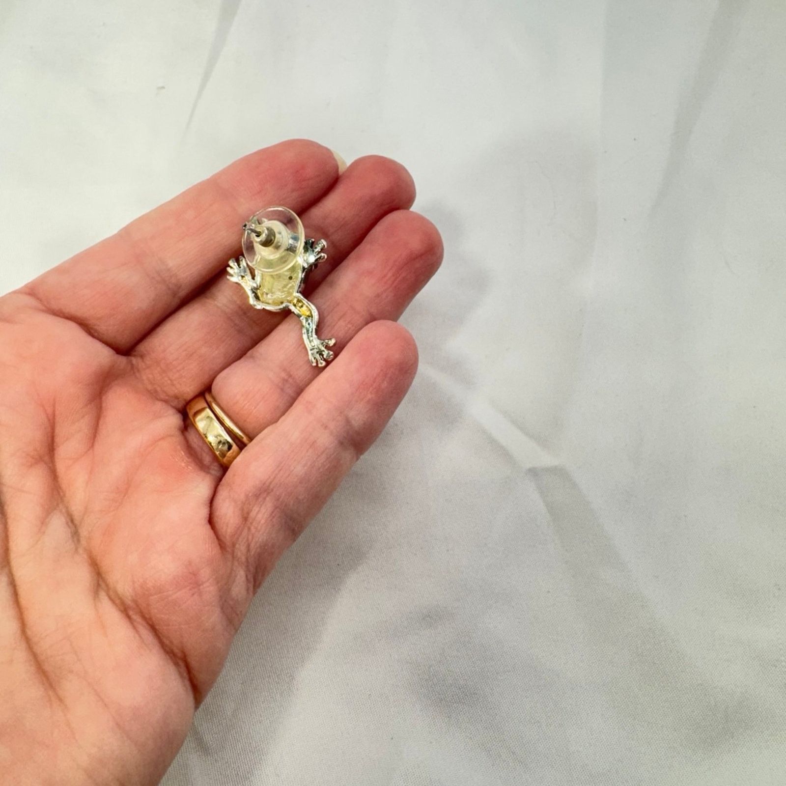 NBDN Nobrandedon Silver tone frog pendant/brooch earring set Size ONE SIZE - 5 Thumbnail