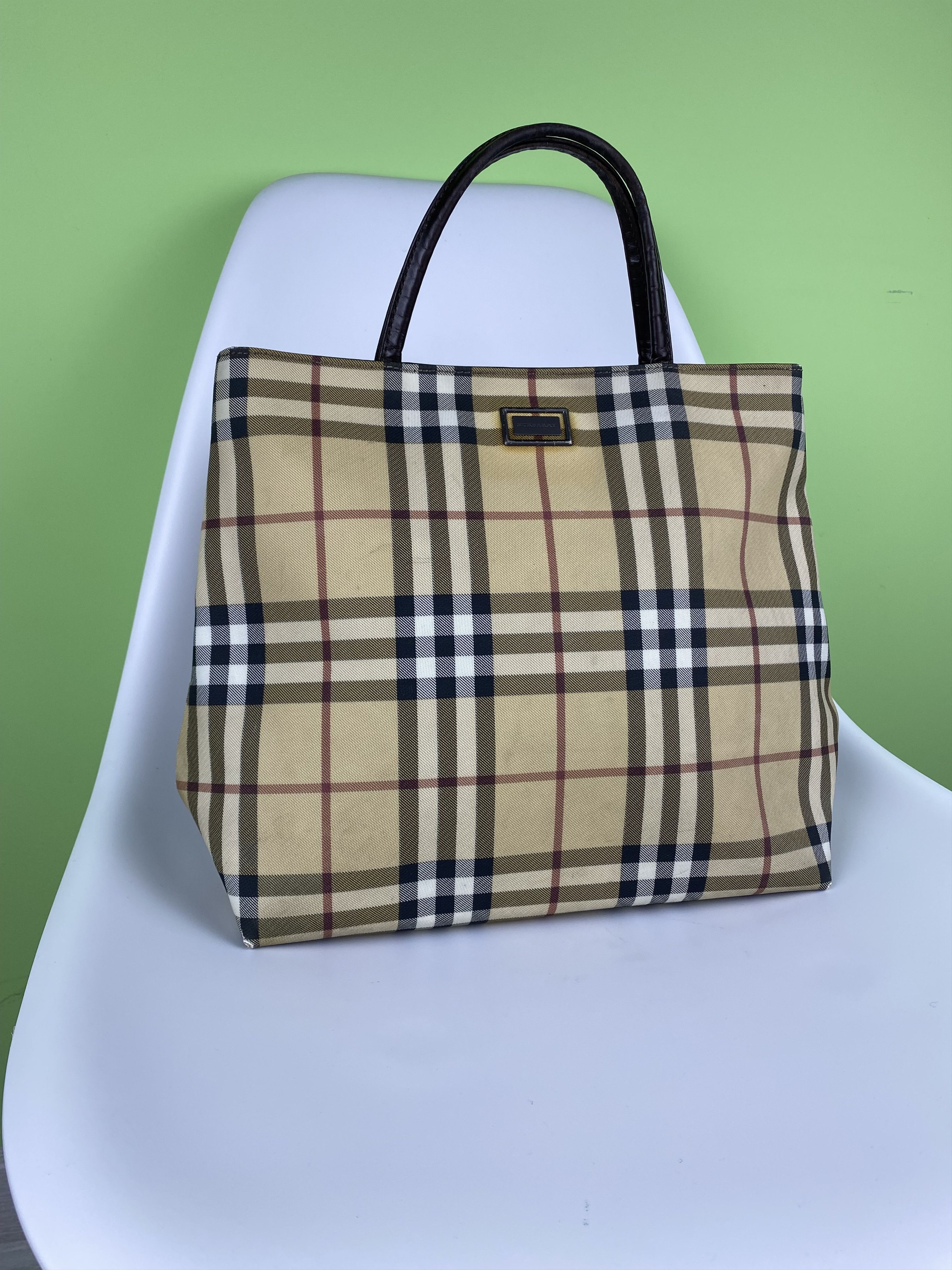 Burberry Burberry London Beige Nova Check Coated Canvas Tote Bag Size ONE SIZE - 1 Thumbnail