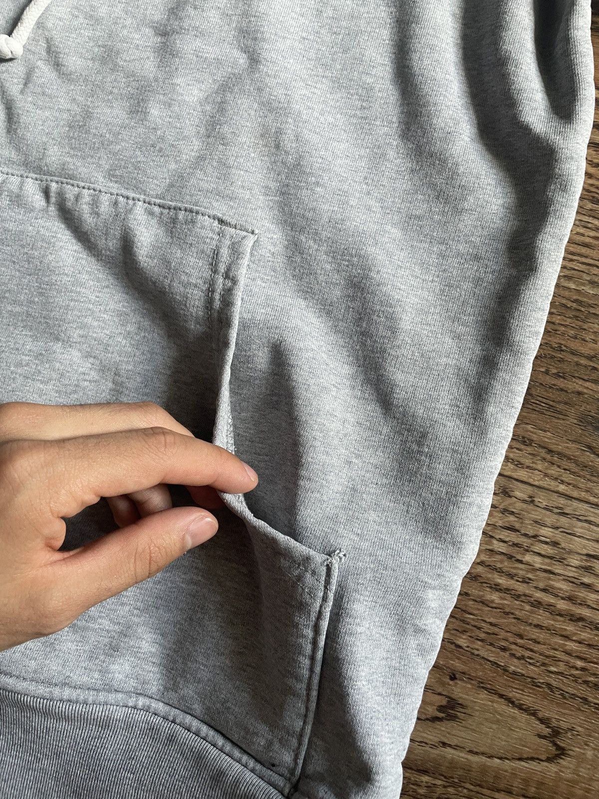 Palace Vintage faded distressed big logo palace hoodie Size US M / EU 48-50 / 2 - 8 Thumbnail