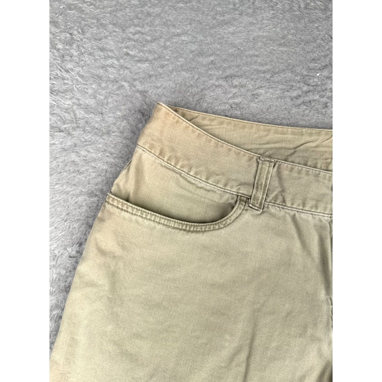 The North Face The North Face Shorts Womens 10 Beige Cargo 100% Cotton Hike Camp Fishing 32x6 Size 32" / US 10 / IT 46 - 4 Thumbnail