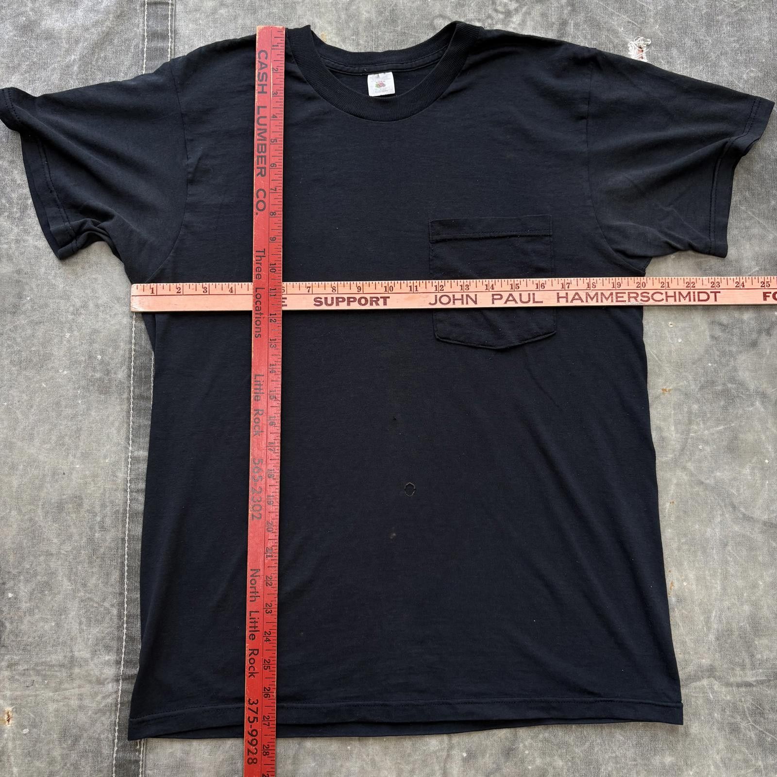 Fruit Of The Loom Vintage 90s Y2K Black Grunge Faded Distressed Pocket Tee Size US M / EU 48-50 / 2 - 4 Thumbnail