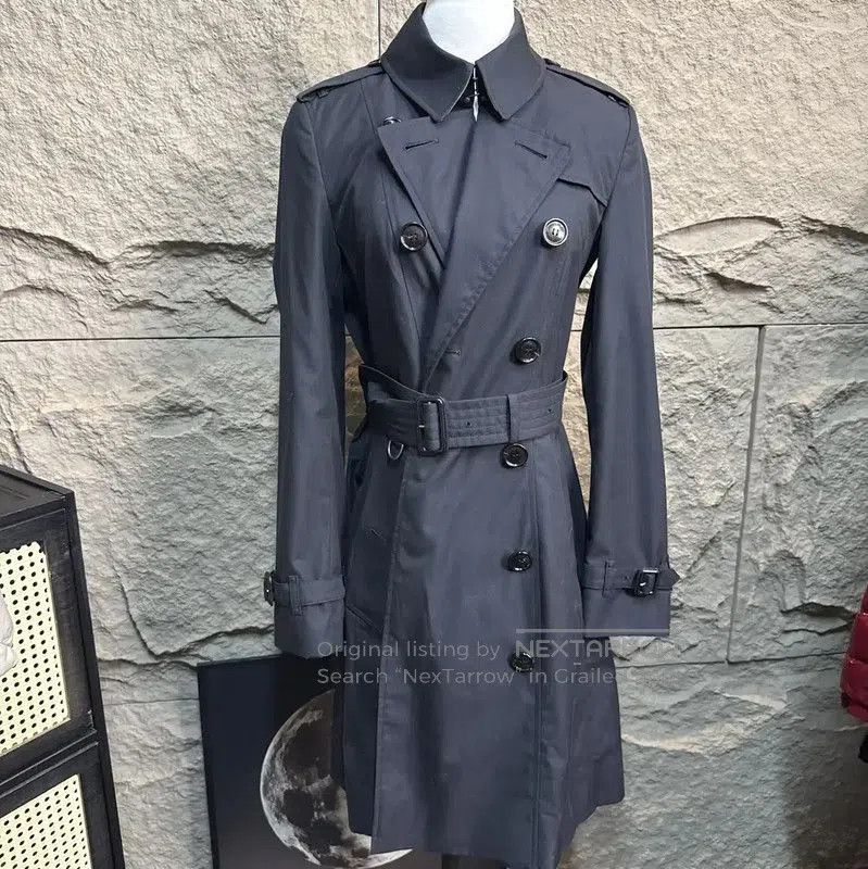 Burberry Burberry Black Women's Trench Coat Size S. Size S / US 4 / IT 40 - 1 Thumbnail