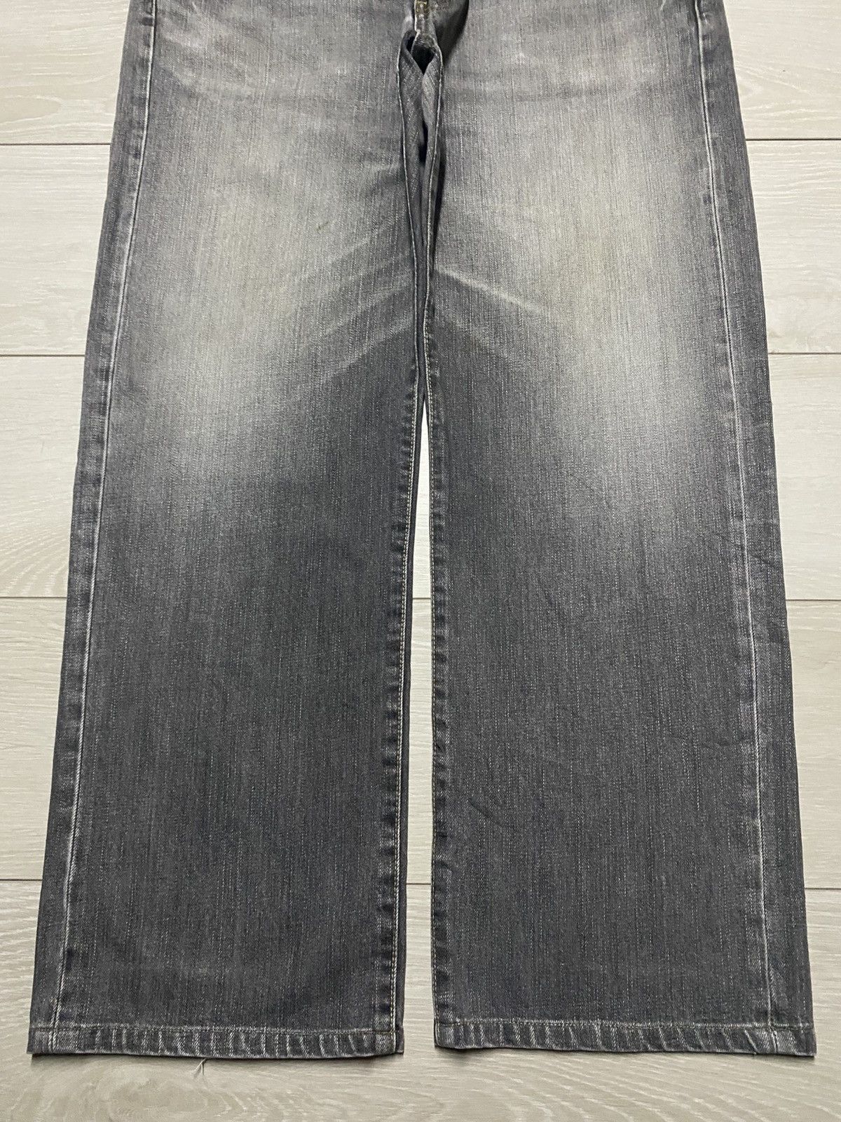 Uniqlo Vintage Uniqlo S003 Stone Wash Distressed Baggy Jeans Size US 37 - 5 Thumbnail