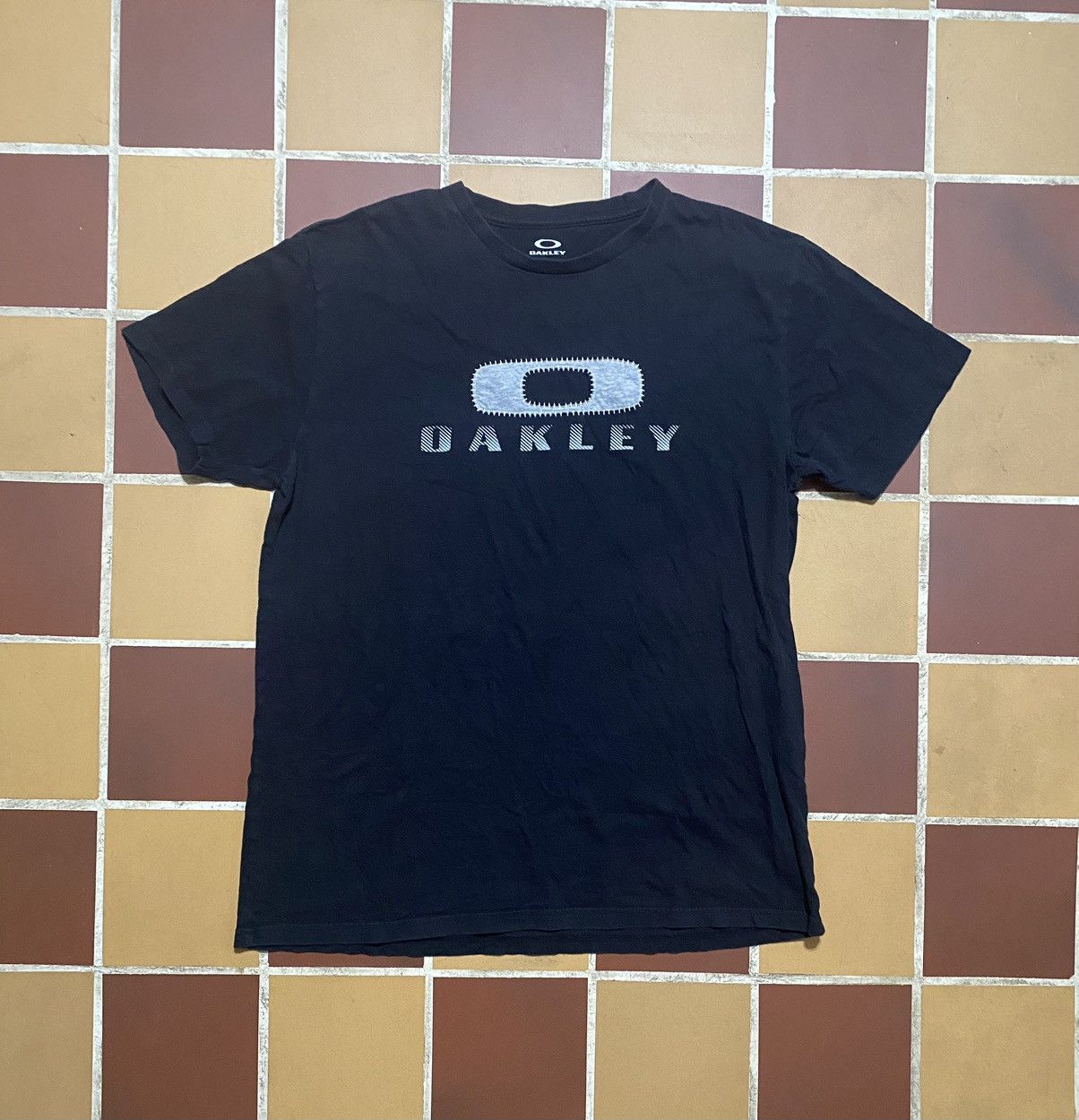 Oakley × Vintage Vintage Y2K Oakley Shirt Size US XXL / EU 58 / 5 - 1 Thumbnail