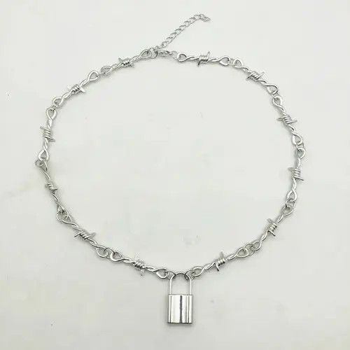 Japanese Brand Kuriyama x Mia Punk Lock Barbed Wire Necklace Size ONE SIZE - 4 Thumbnail