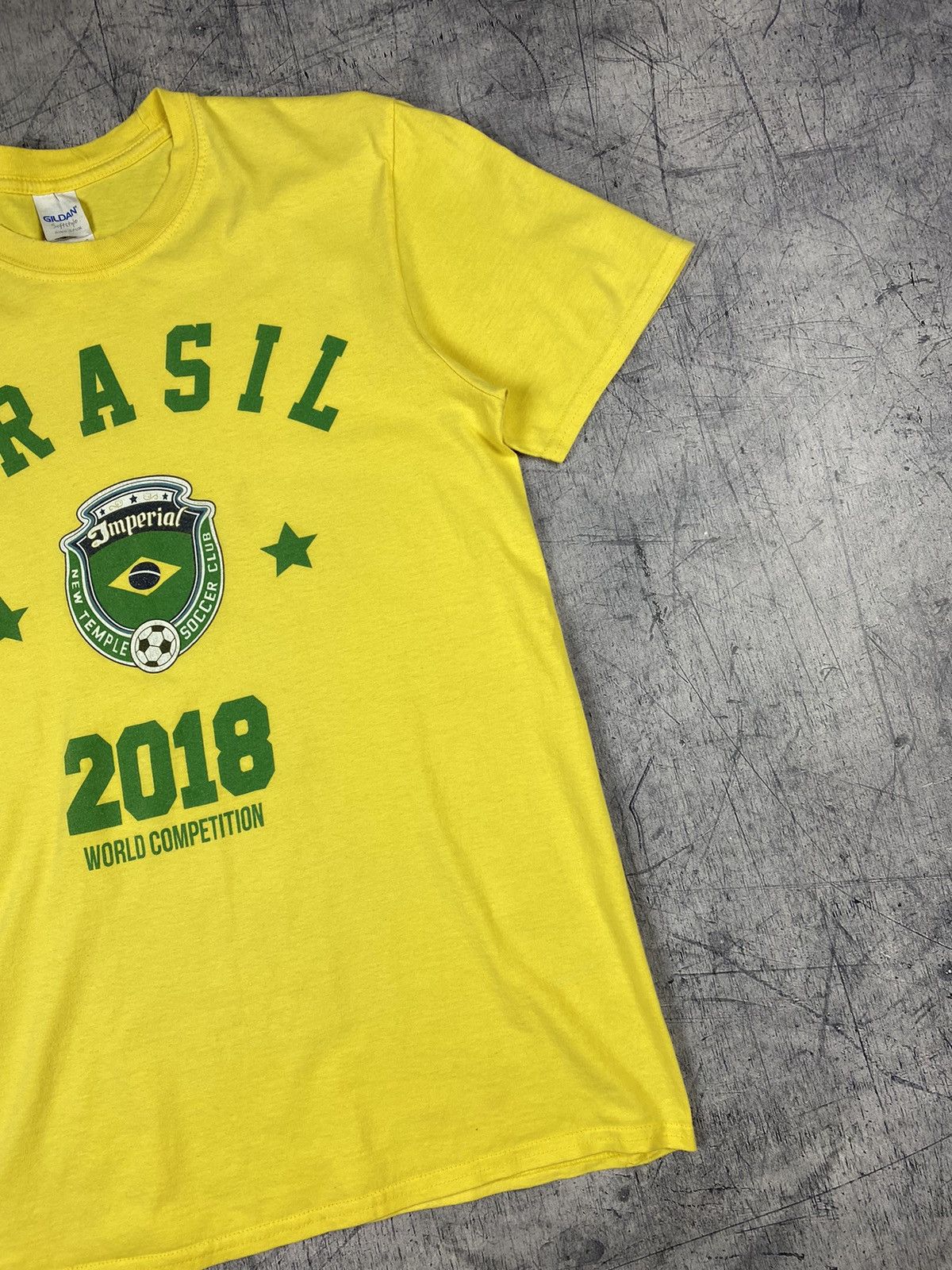 Gildan Vintage Brasil 2018 Soccer Jersey T Shirt Tee Size US M / EU 48-50 / 2 - 4 Thumbnail