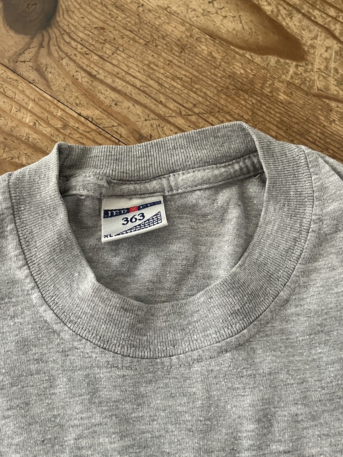 Jerzees United Nations (UN) vintage tee Size US XL / EU 56 / 4 - 9 Thumbnail