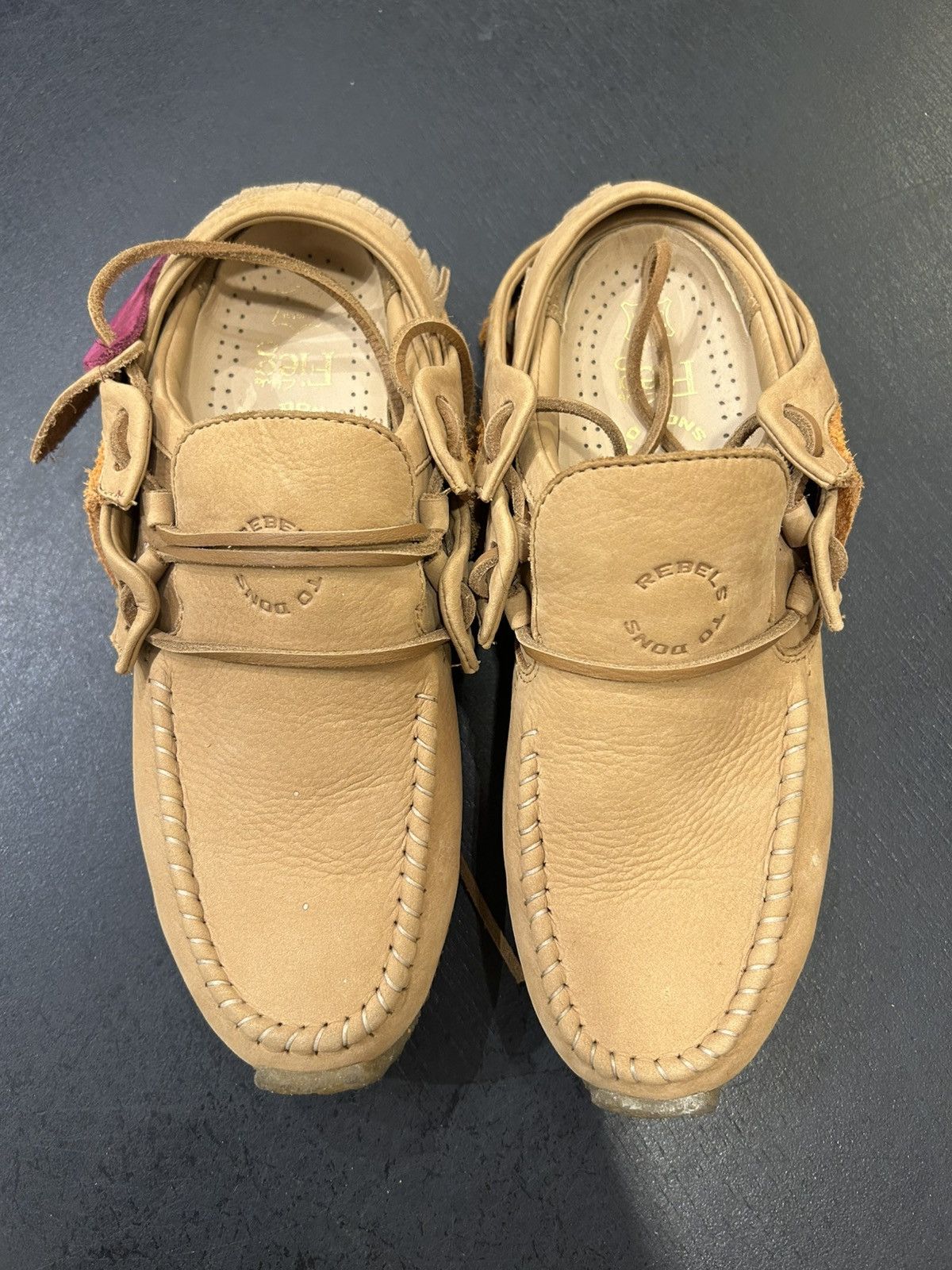Clarks × Ronnie Fieg Clarks X Ronnie Fieg Clog Size US 7 / EU 40 - 6 Thumbnail