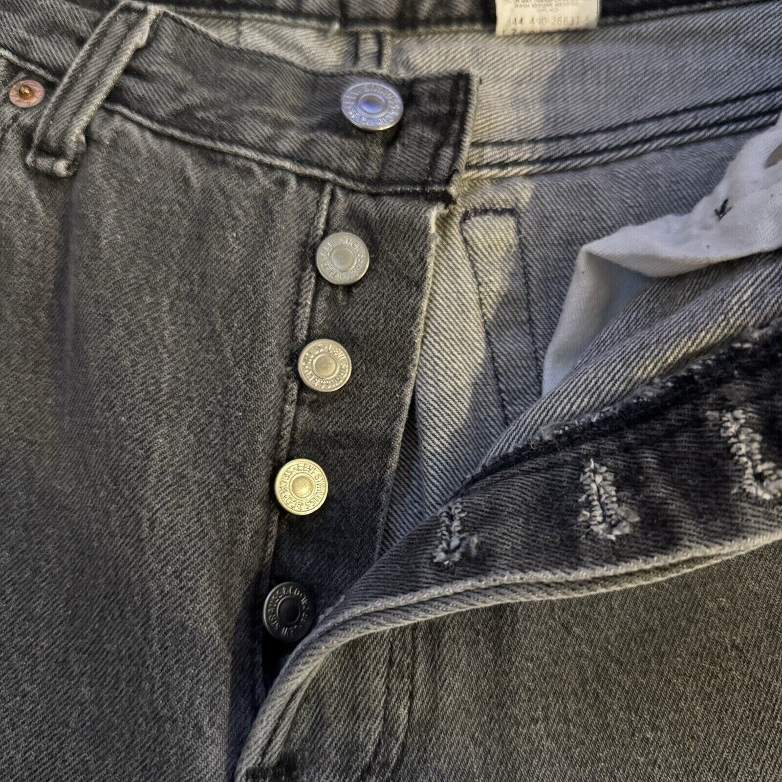 Levi's Vintage 501 Levi’s Denim Size 11 Button Fly Size US 31 - 6 Thumbnail