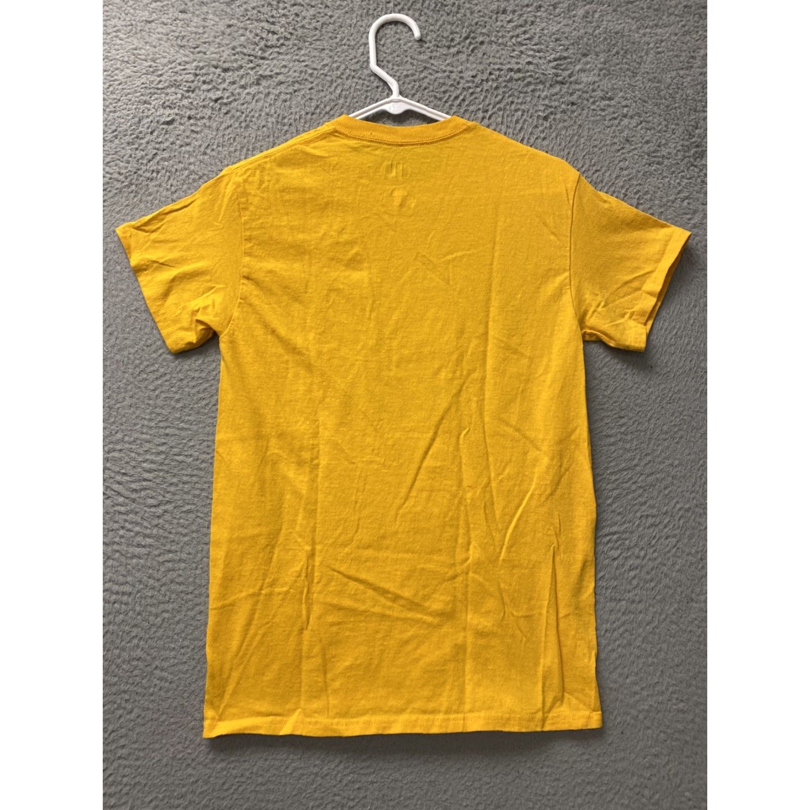 NFL NBA Denver Nuggets T-Shirt Mens Small Graphic Logo Cotton Crew Neck Football Tee Size US M / EU 48-50 / 2 - 6 Thumbnail