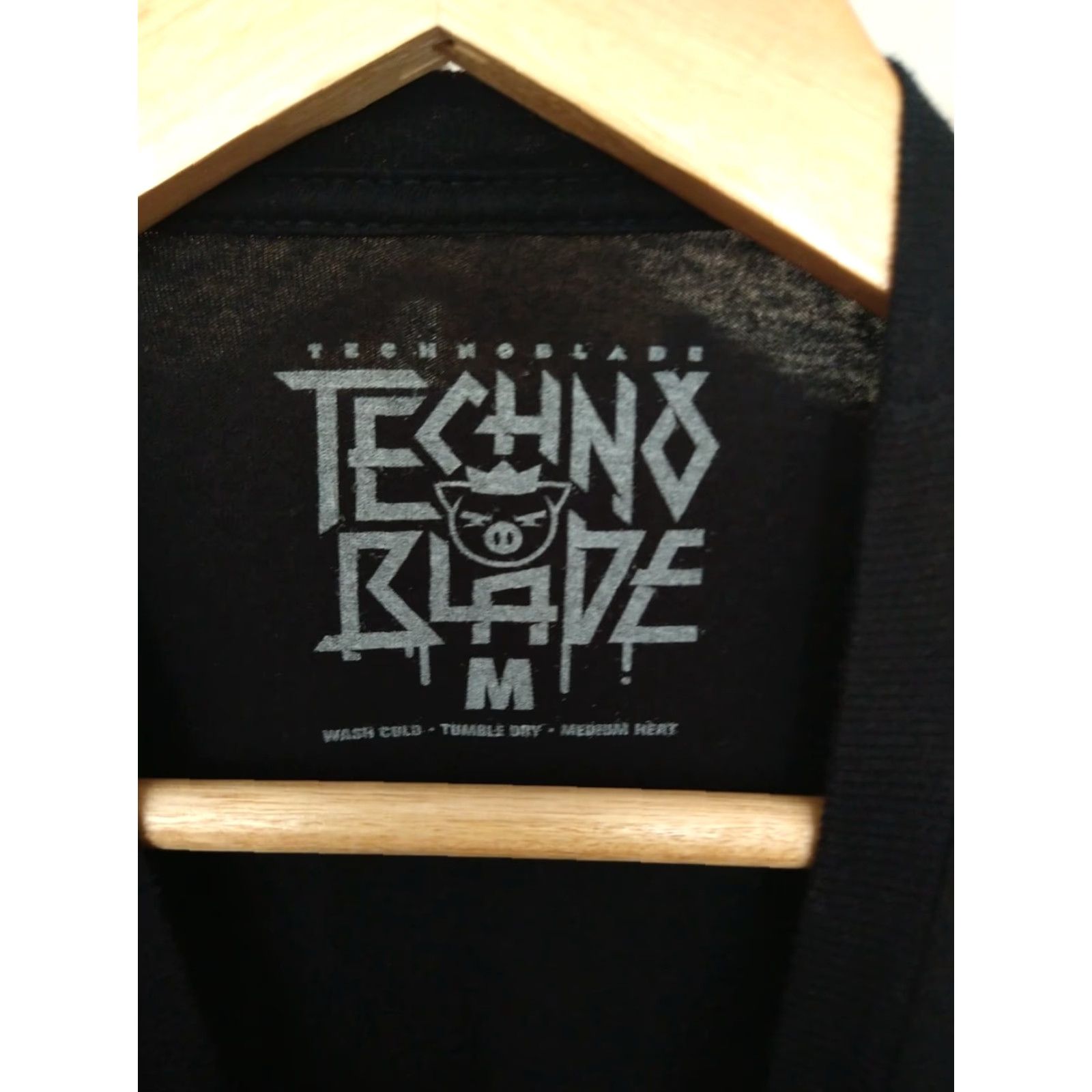 SOMET VINTAGE TechnoBlade T-shirt M Some Fading Looks Vintage (Men) M Black Shirt Mens Size US M / EU 48-50 / 2 - 2 Thumbnail